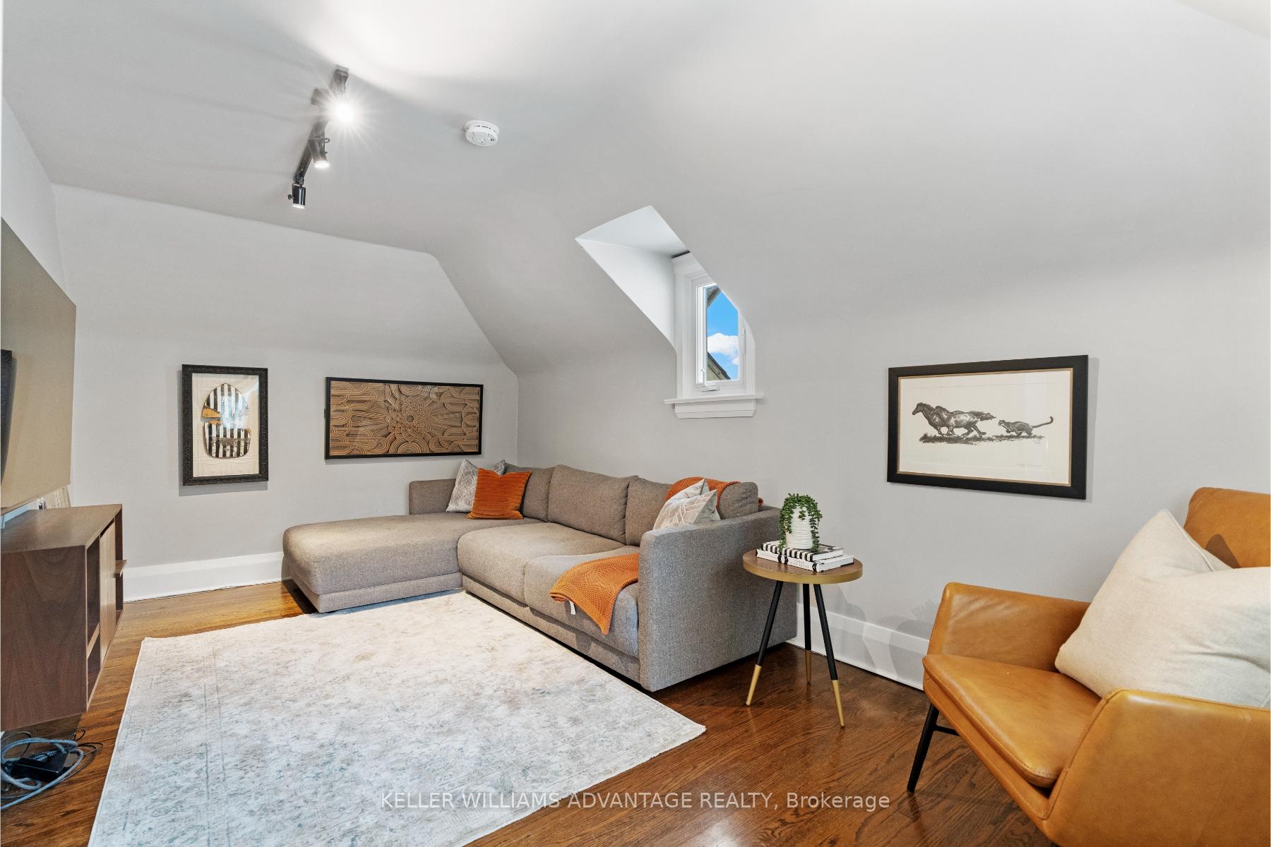 Photo 18 of 387 Elm Road, Toronto, Lawrence Park North — HOMEH