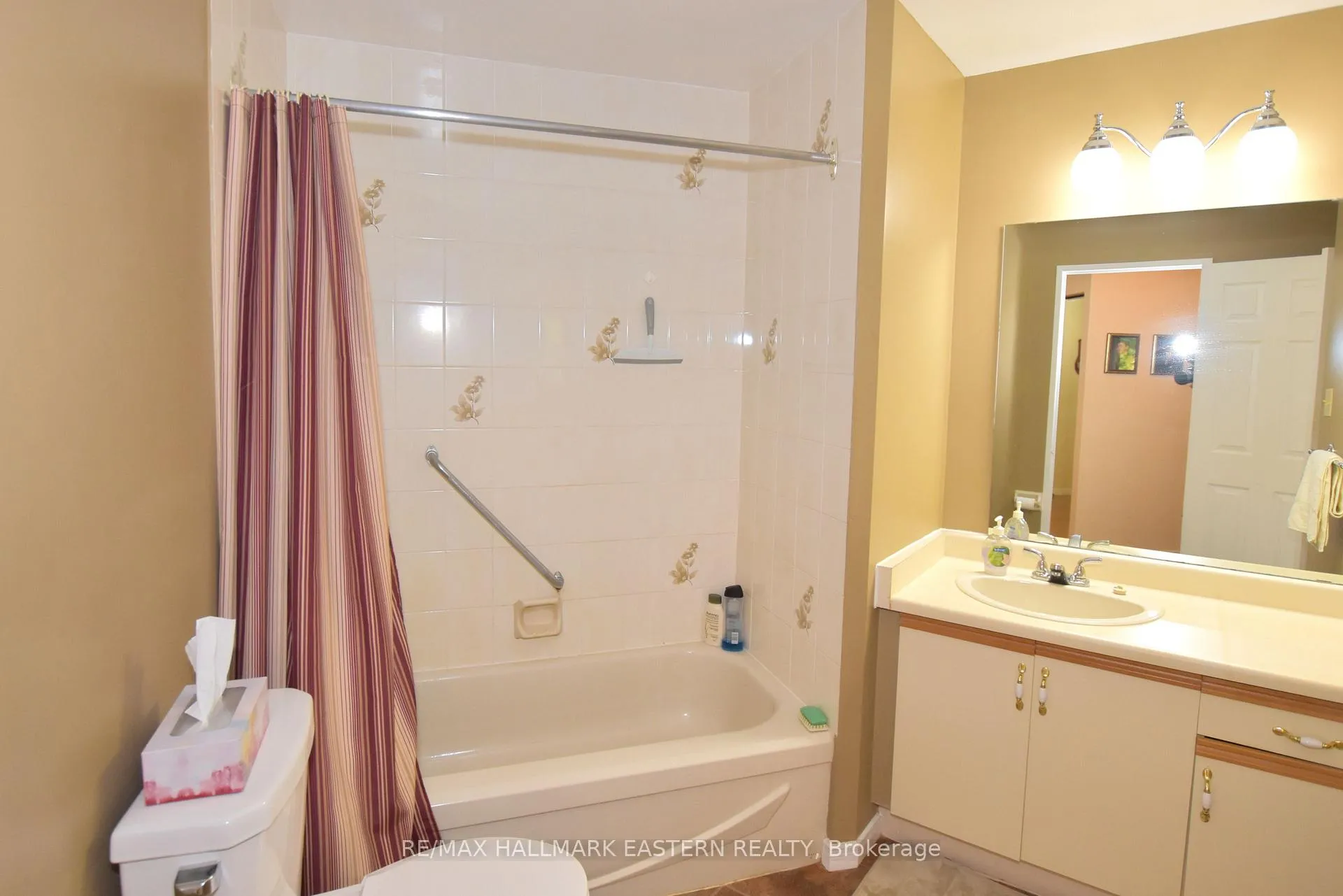 Photo 19 of Unit 208, 1111 Water Street, Peterborough, Northcrest Ward 5 — HOMEH