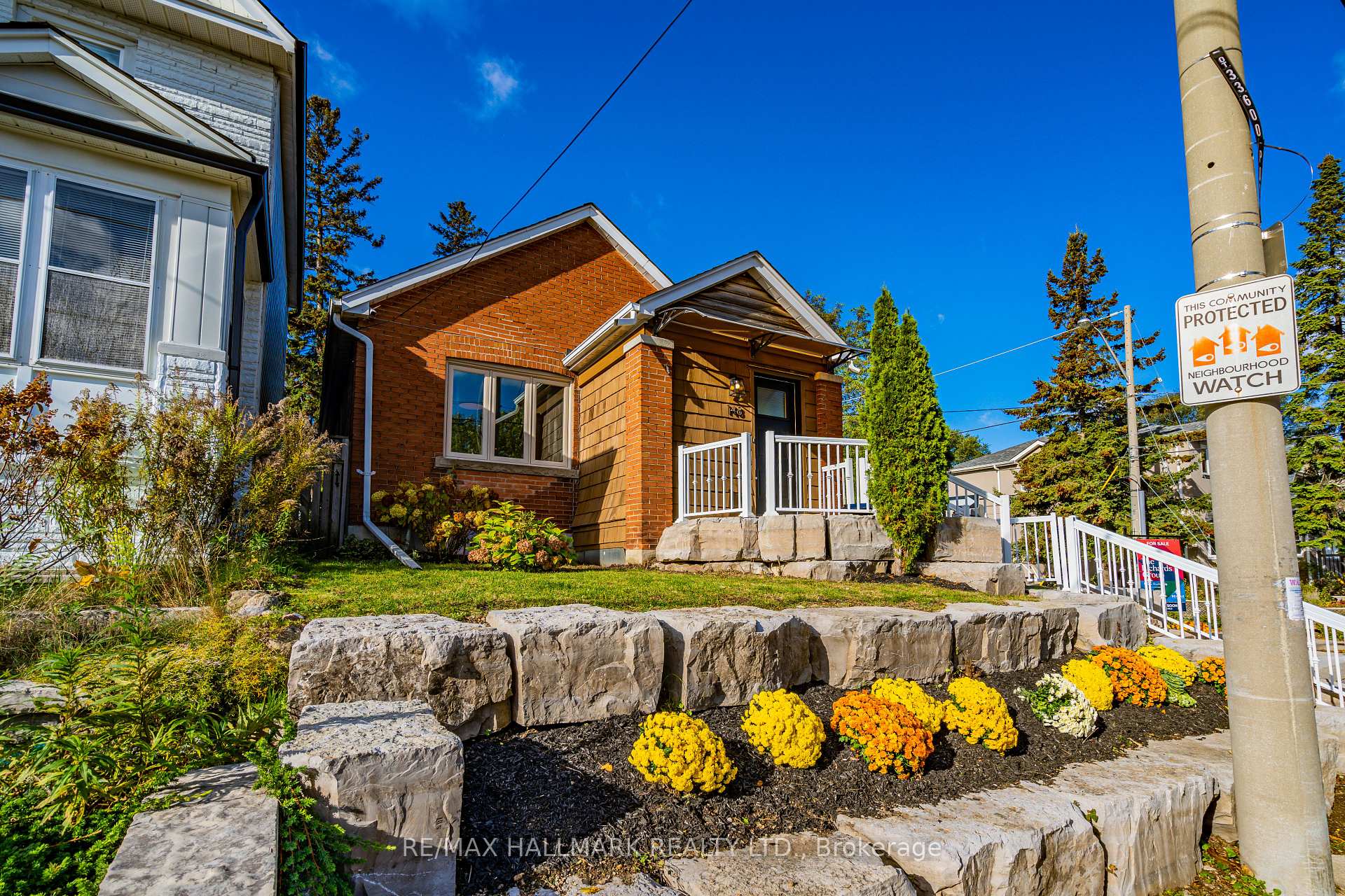 Photo 3 of 148 Westlake Avenue, Toronto, Woodbine-Lumsden — HOMEH