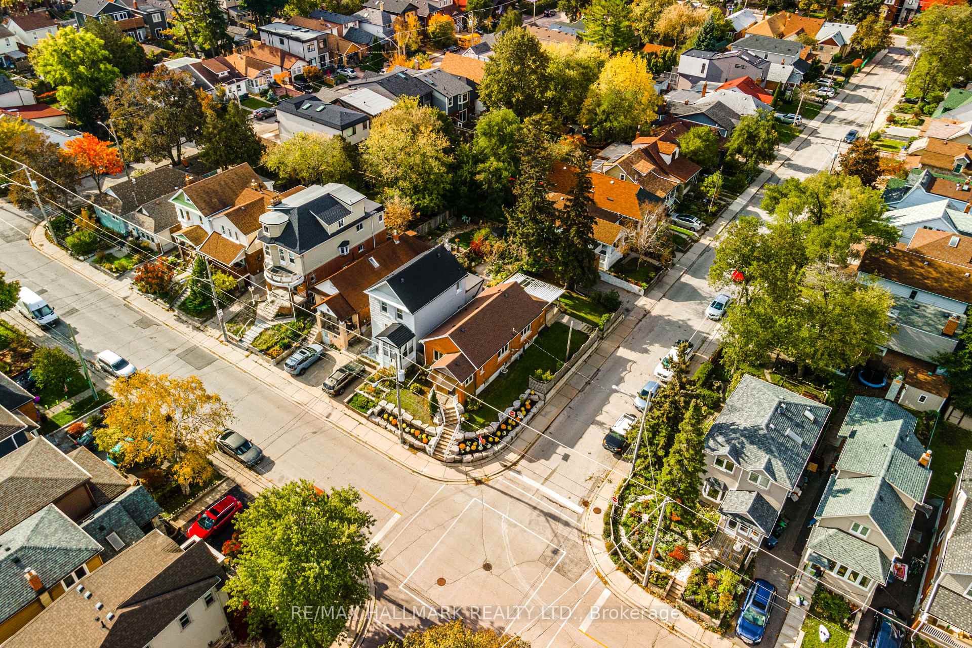 Photo 7 of 148 Westlake Avenue, Toronto, Woodbine-Lumsden — HOMEH