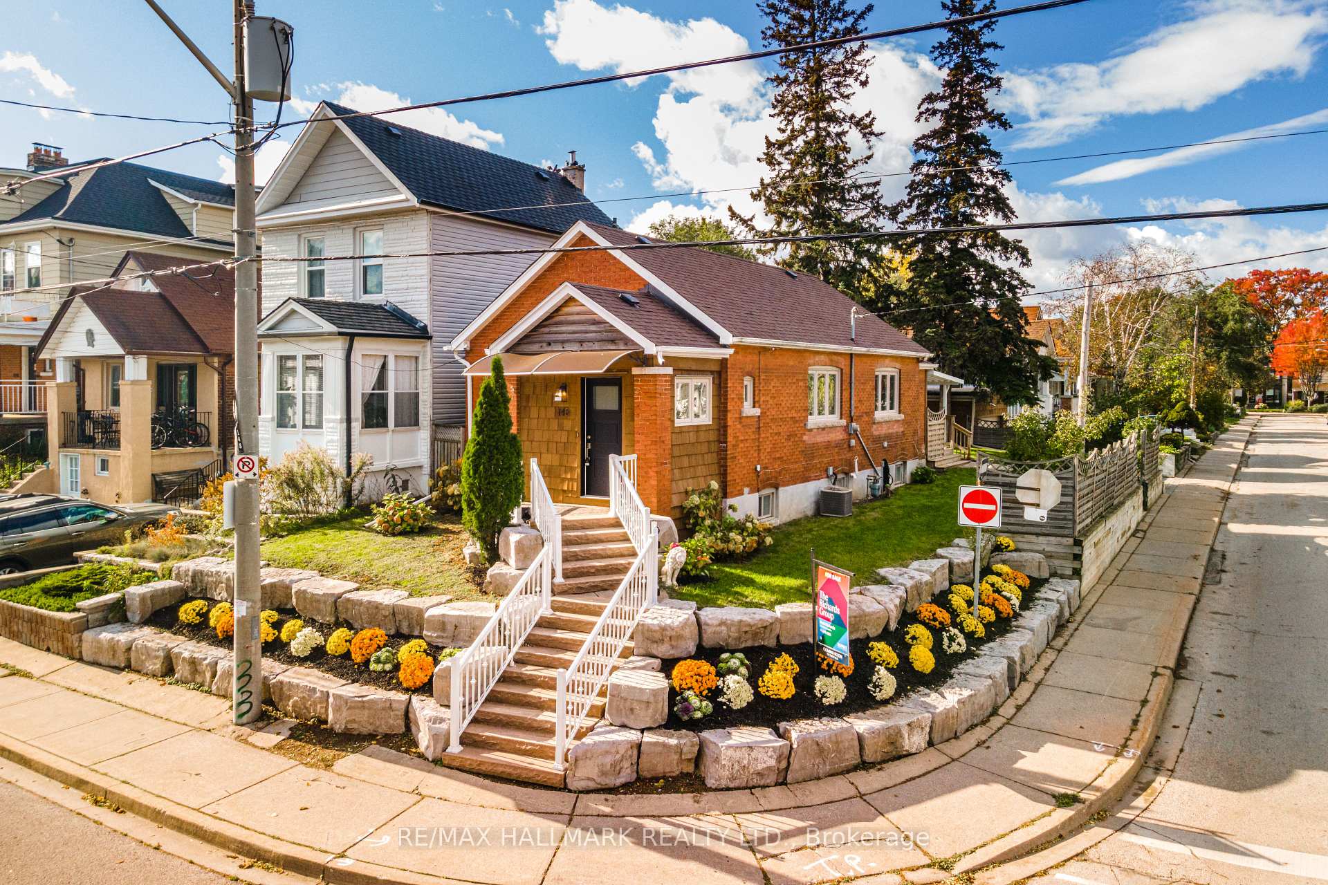 Photo 8 of 148 Westlake Avenue, Toronto, Woodbine-Lumsden — HOMEH