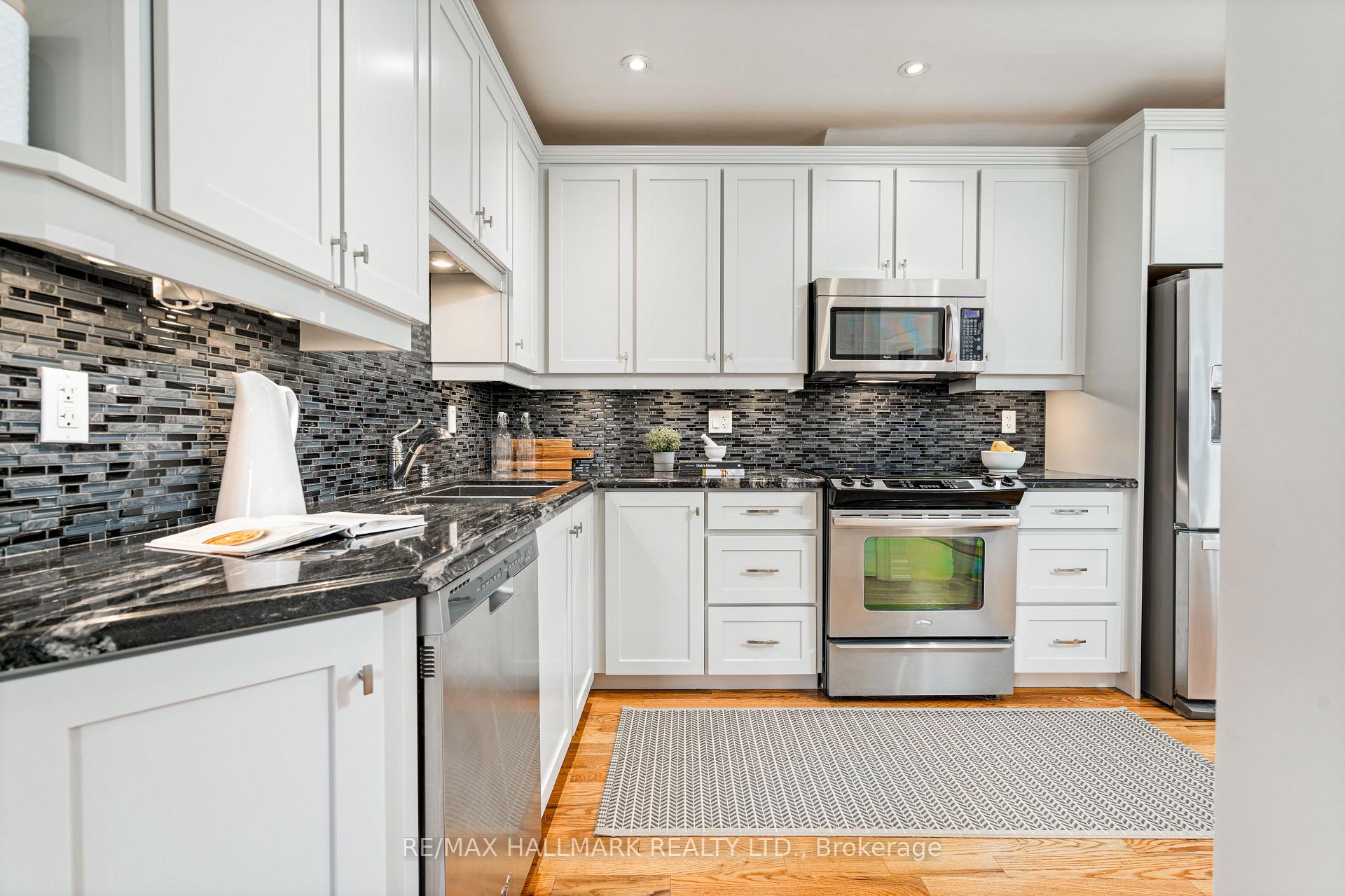 Photo 20 of 148 Westlake Avenue, Toronto, Woodbine-Lumsden — HOMEH