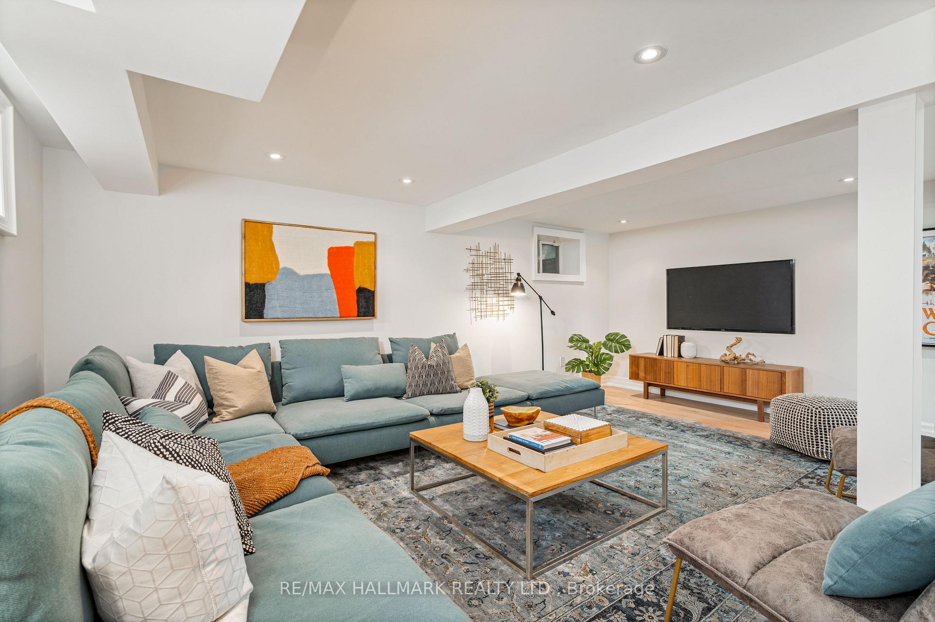 Photo 35 of 148 Westlake Avenue, Toronto, Woodbine-Lumsden — HOMEH