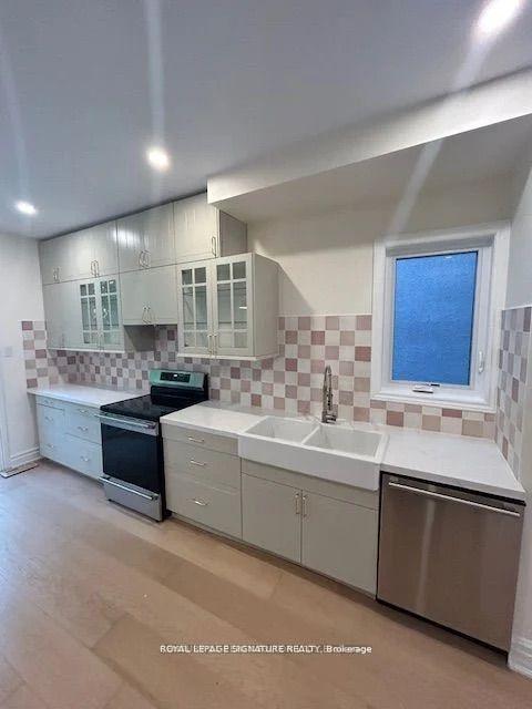 Photo 14 of Unit Upper, 163 Hampton Avenue, Toronto, North Riverdale — HOMEH