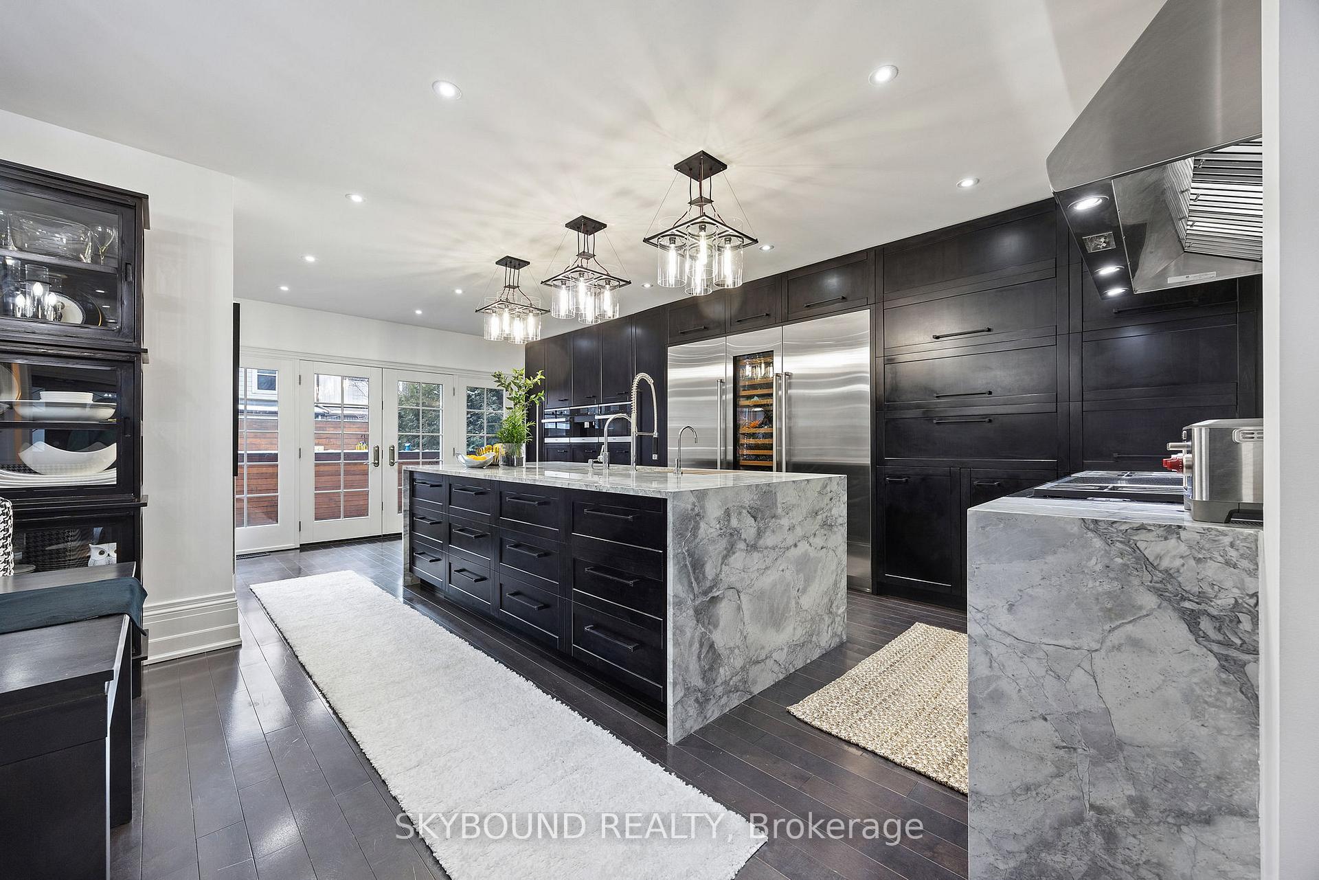Photo 13 of 20 Fairview Boulevard, Toronto, North Riverdale — HOMEH