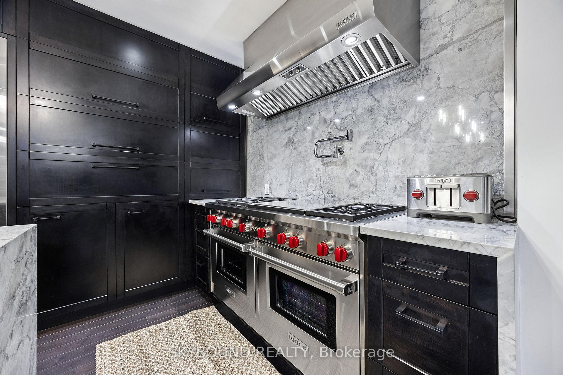 Photo 14 of 20 Fairview Boulevard, Toronto, North Riverdale — HOMEH