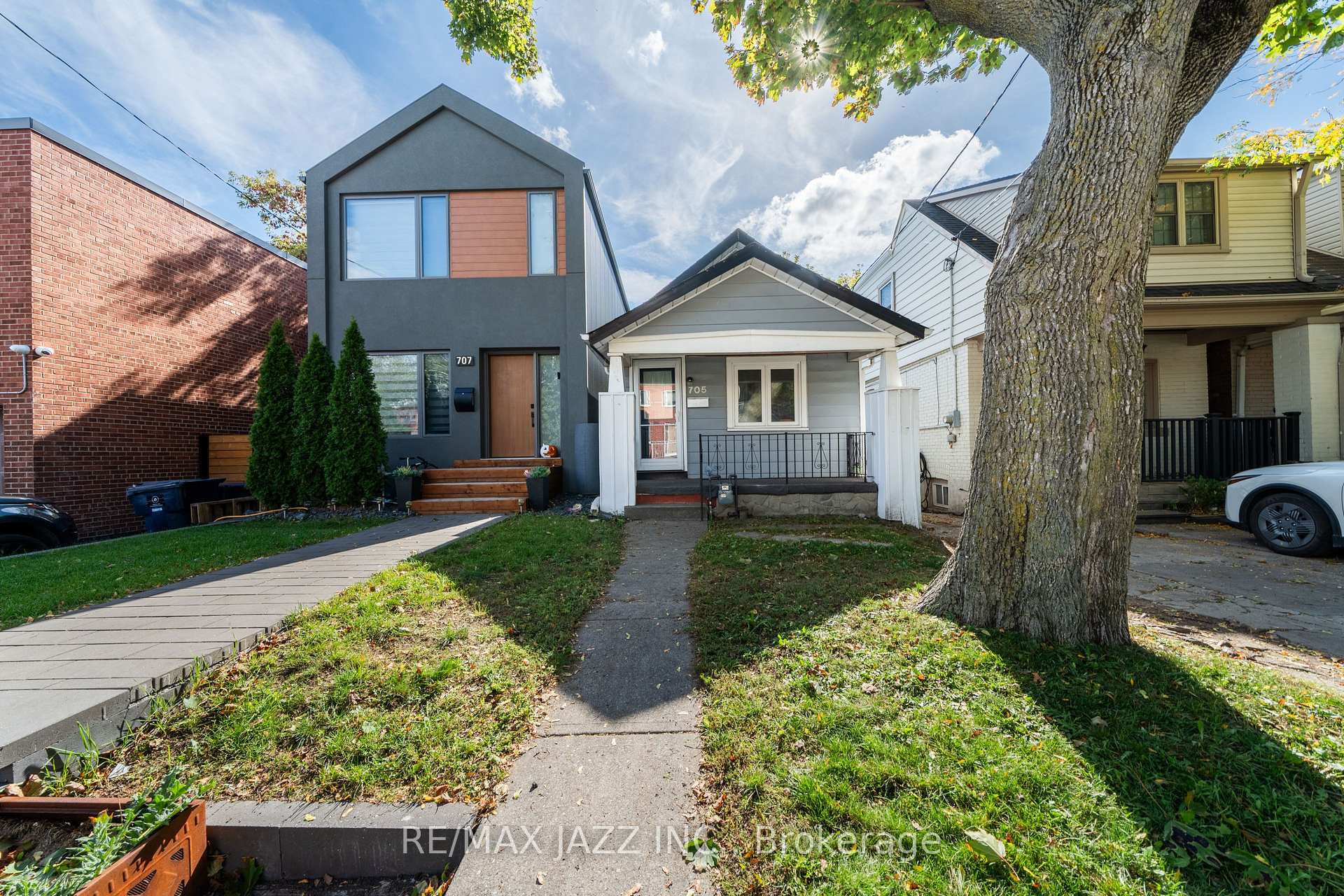 Photo 1 of 705 Mortimer Avenue, Toronto, Danforth Village-East York — HOMEH