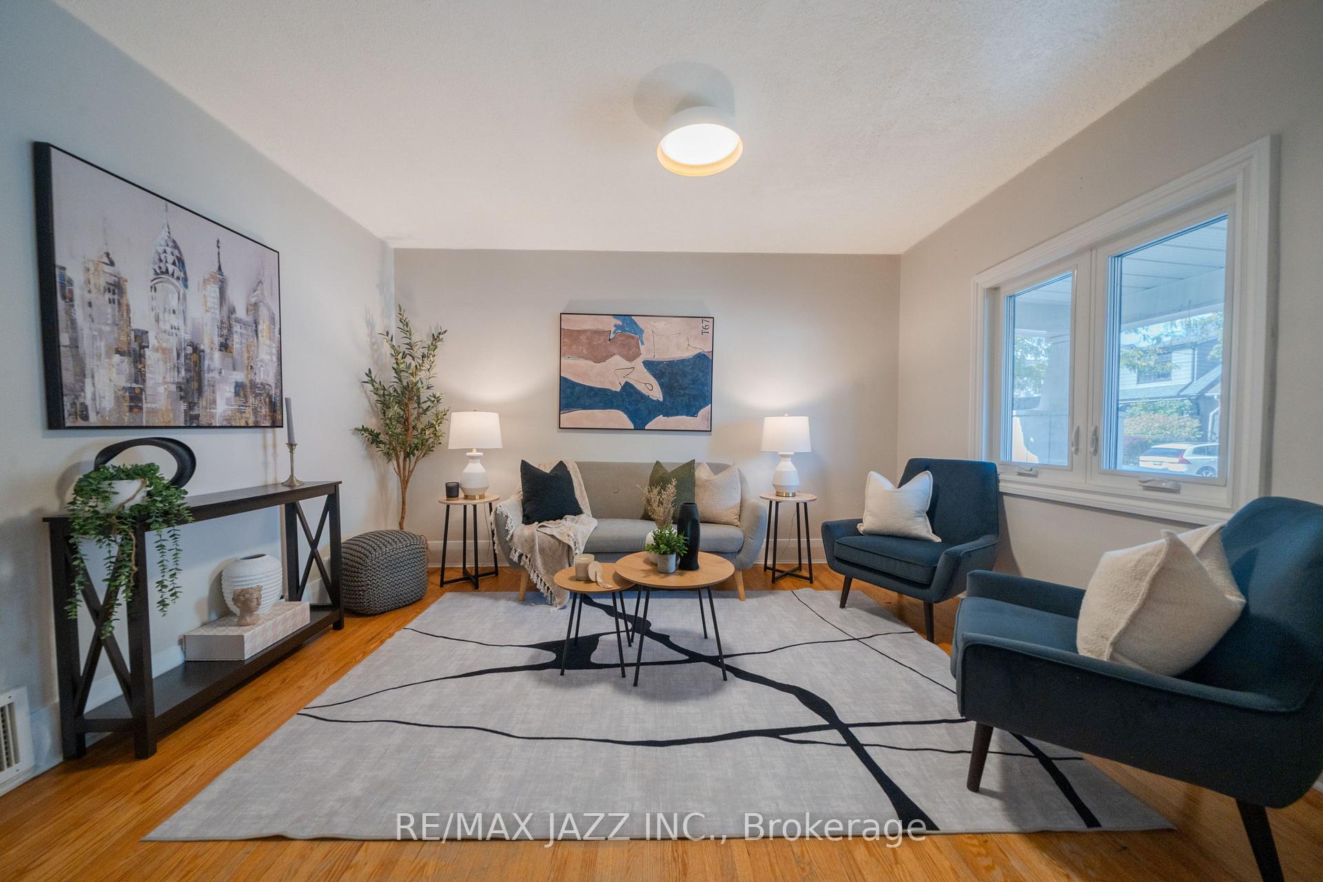 Photo 6 of 705 Mortimer Avenue, Toronto, Danforth Village-East York — HOMEH