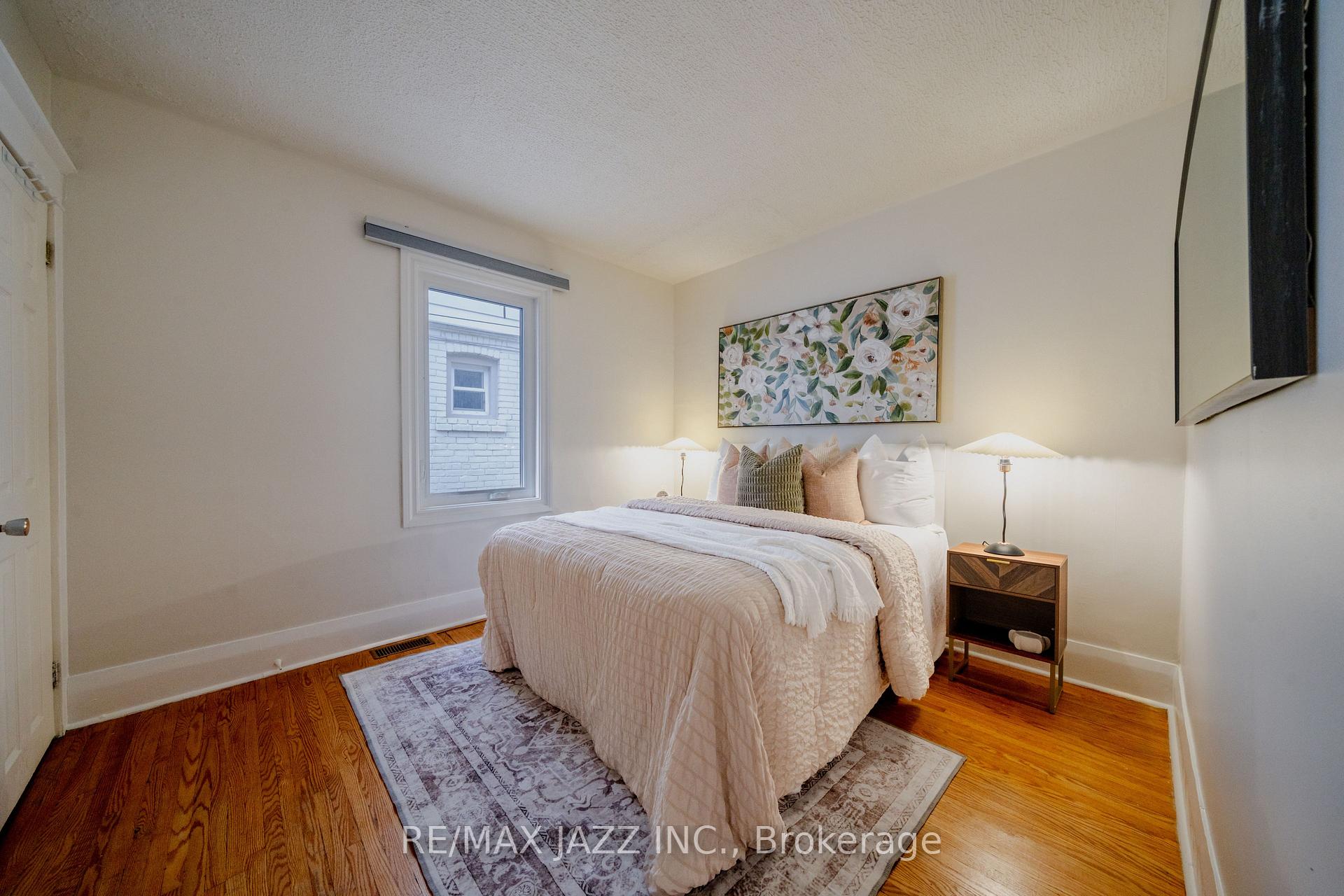 Photo 9 of 705 Mortimer Avenue, Toronto, Danforth Village-East York — HOMEH