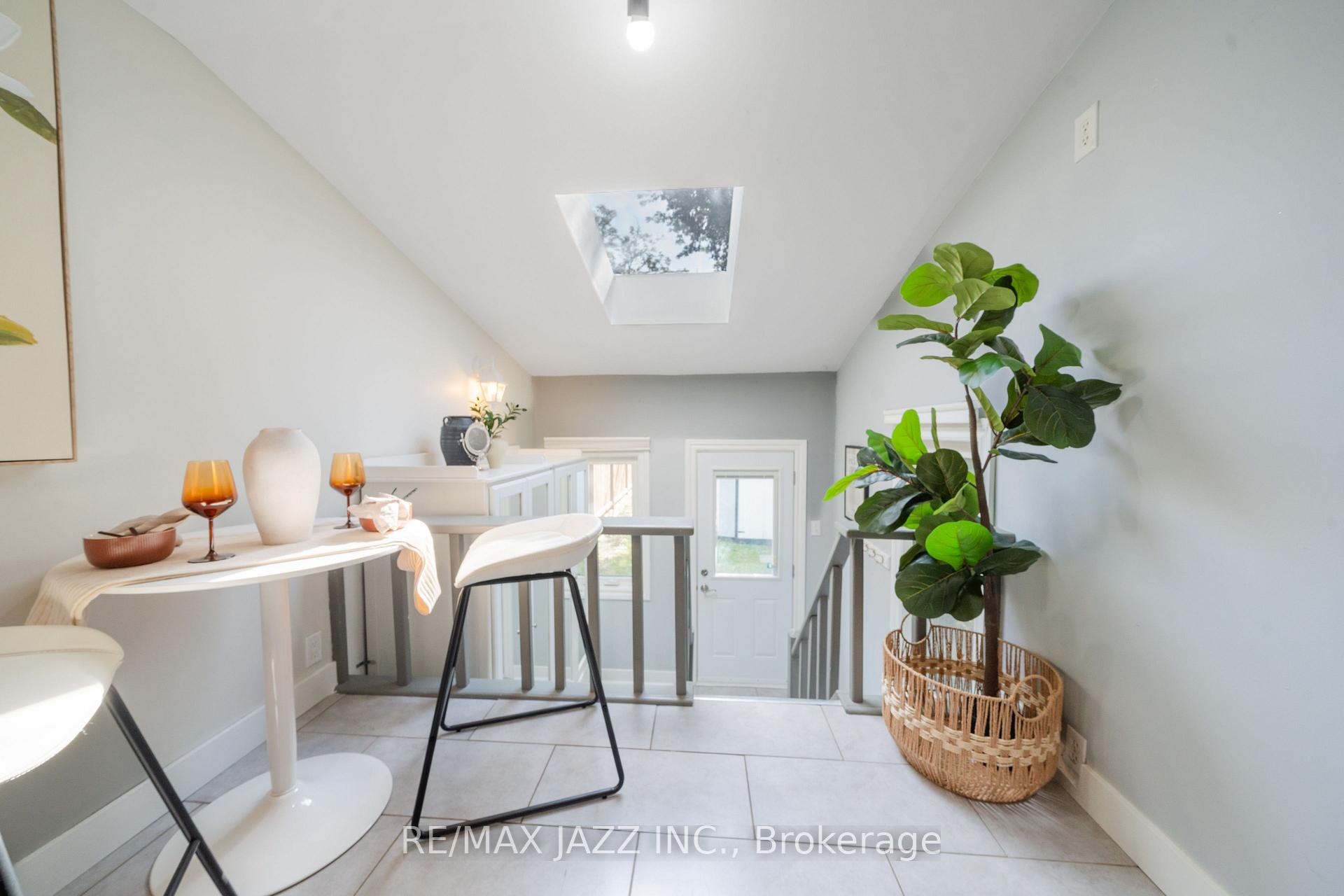 Photo 15 of 705 Mortimer Avenue, Toronto, Danforth Village-East York — HOMEH
