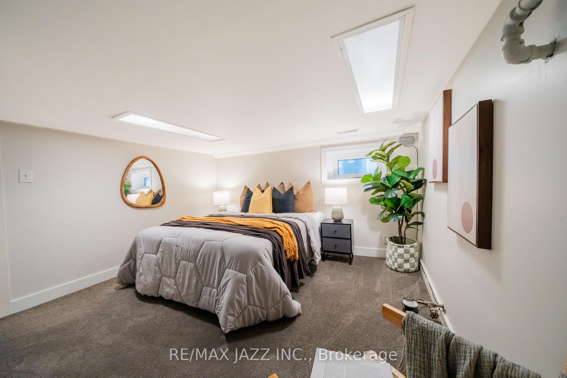 Photo 20 of 705 Mortimer Avenue, Toronto, Danforth Village-East York — HOMEH