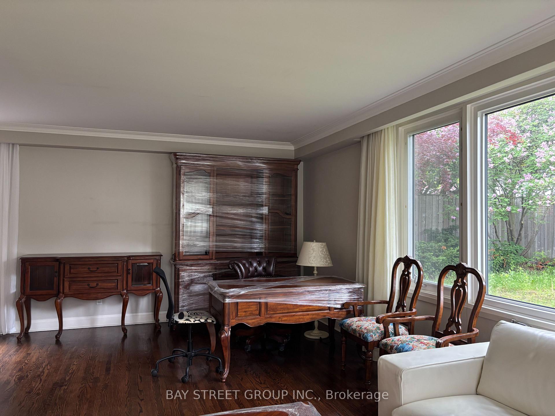 Photo 5 of 16 Overdale Road, Toronto, Forest Hill North — HOMEH
