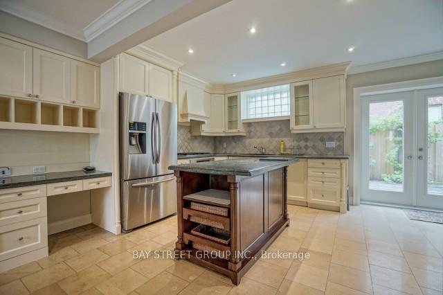 Photo 8 of 16 Overdale Road, Toronto, Forest Hill North — HOMEH