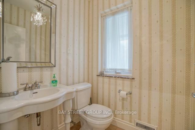 Photo 9 of 16 Overdale Road, Toronto, Forest Hill North — HOMEH