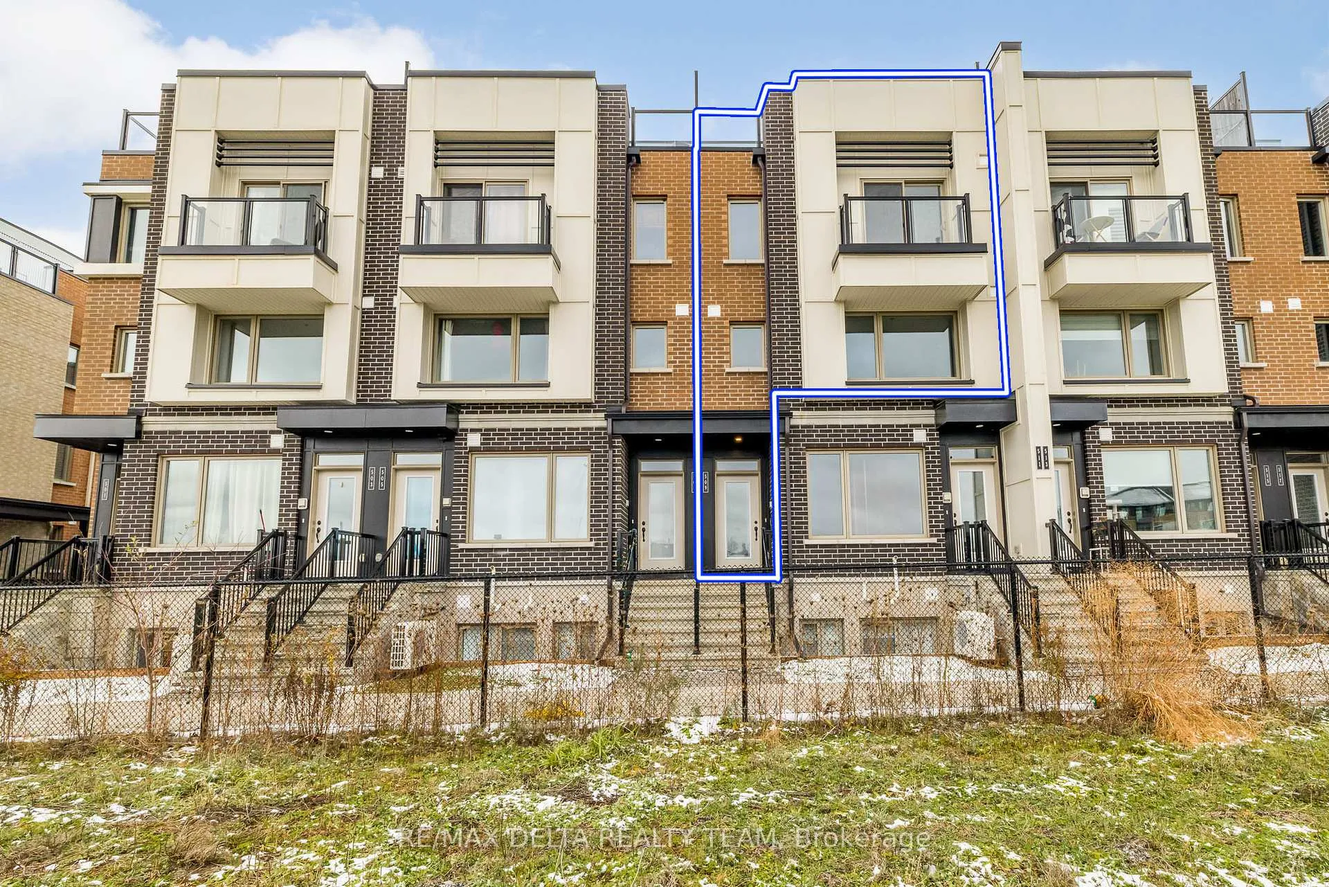 Photo 1 of 509 Ozawa Private, Ottawa, CFB Rockcliffe and Area — HOMEH