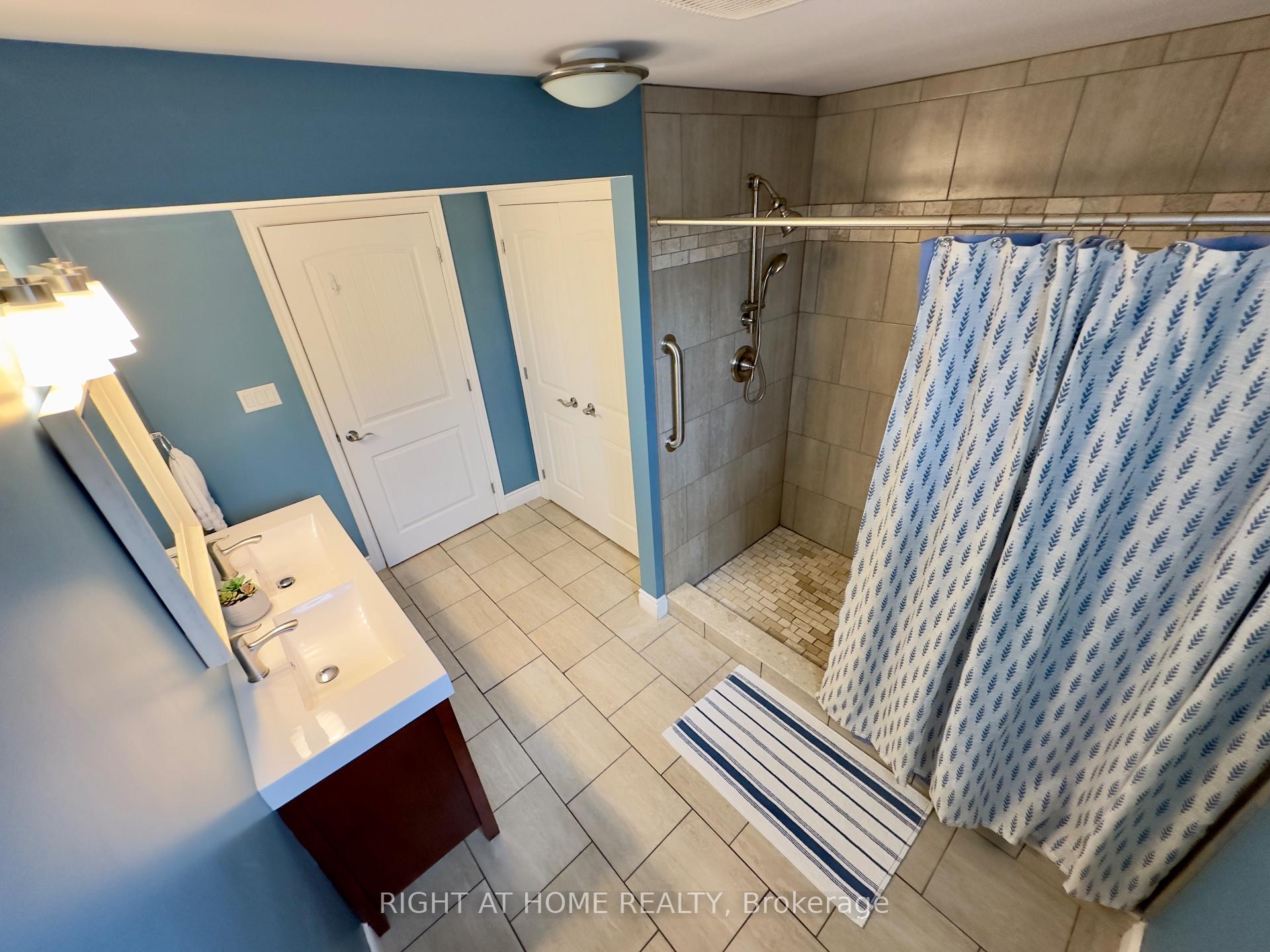 Photo 33 of 1 Drake Court, Strathroy-Caradoc, SW — HOMEH