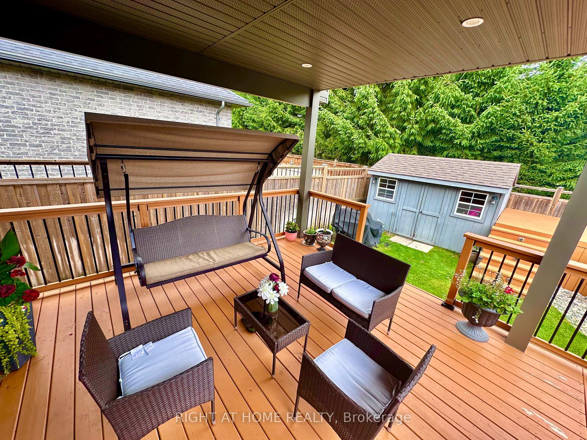 Photo 34 of 1 Drake Court, Strathroy-Caradoc, SW — HOMEH