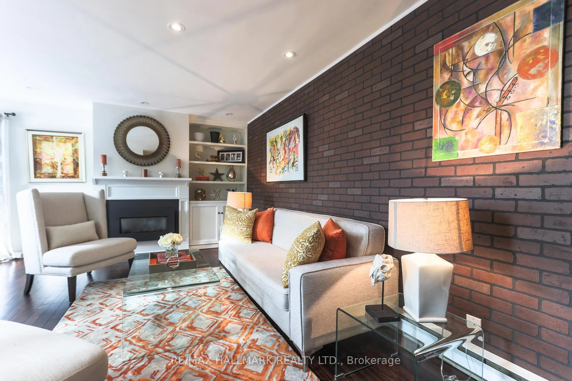 Photo 4 of 451 Broadview Avenue, Toronto, North Riverdale — HOMEH