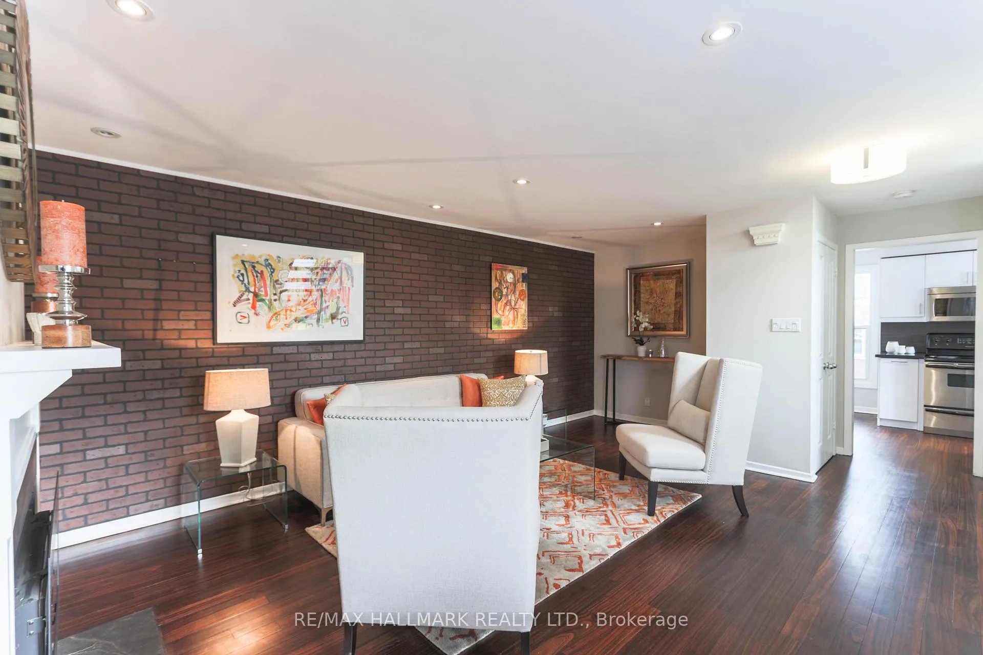 Photo 7 of 451 Broadview Avenue, Toronto, North Riverdale — HOMEH