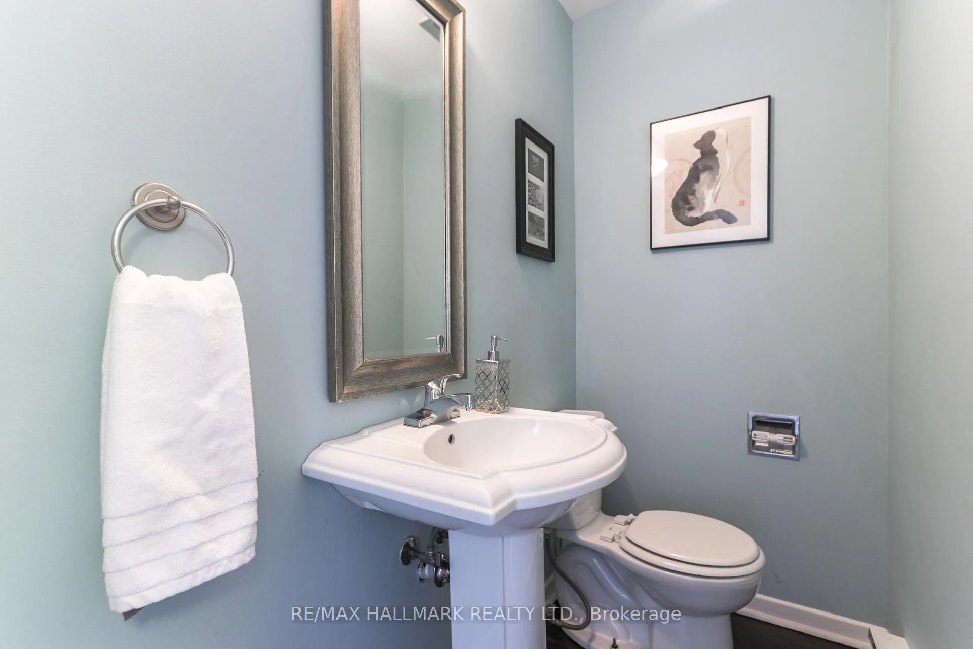 Photo 11 of 451 Broadview Avenue, Toronto, North Riverdale — HOMEH