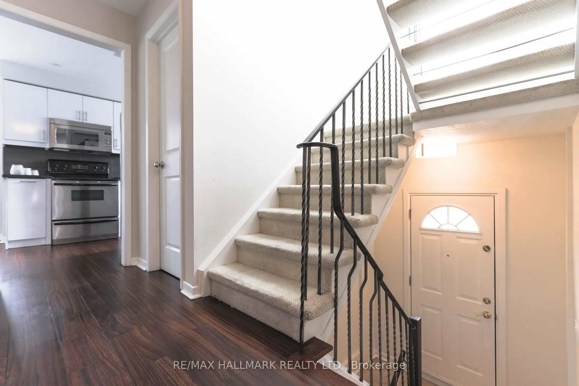 Photo 12 of 451 Broadview Avenue, Toronto, North Riverdale — HOMEH