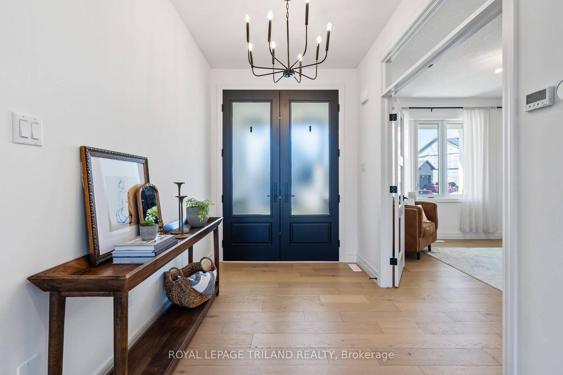 Photo 4 of 28 Hazelwood Passage, Thames Centre, Dorchester — HOMEH