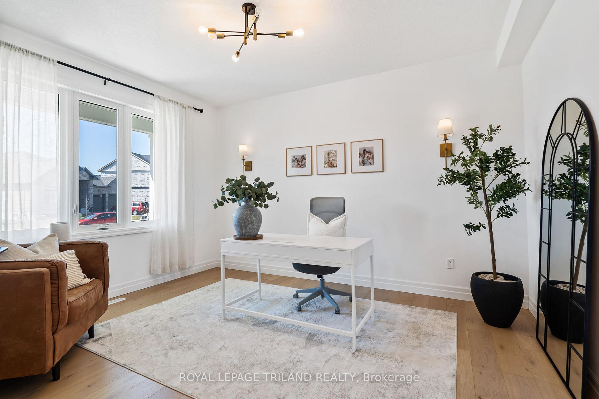 Photo 21 of 28 Hazelwood Passage, Thames Centre, Dorchester — HOMEH
