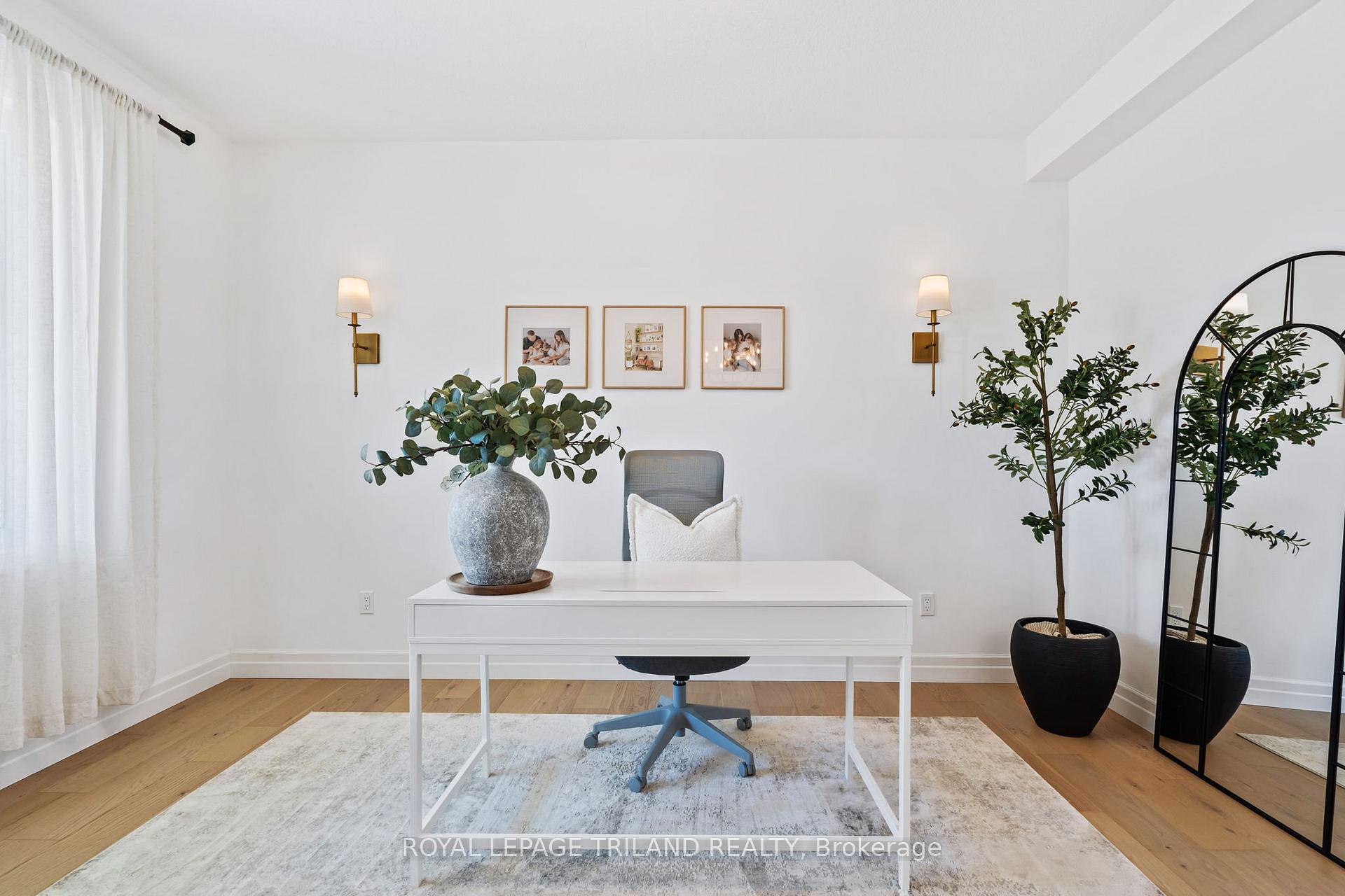 Photo 22 of 28 Hazelwood Passage, Thames Centre, Dorchester — HOMEH