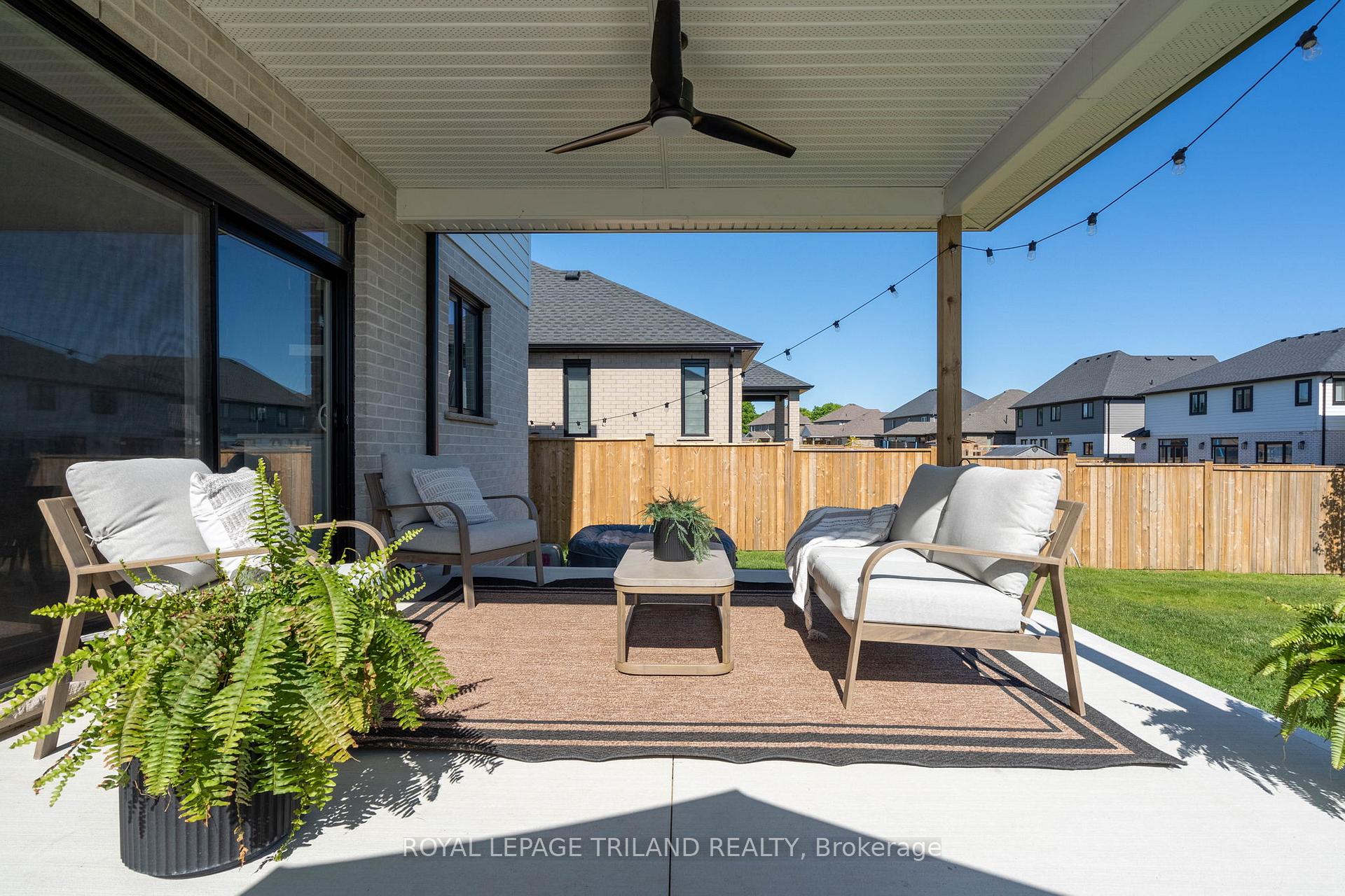 Photo 45 of 28 Hazelwood Passage, Thames Centre, Dorchester — HOMEH