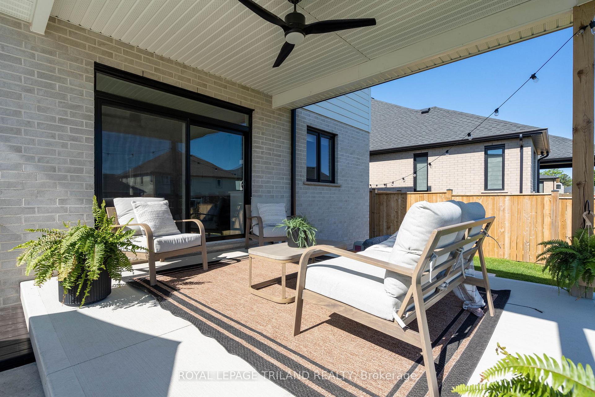 Photo 46 of 28 Hazelwood Passage, Thames Centre, Dorchester — HOMEH