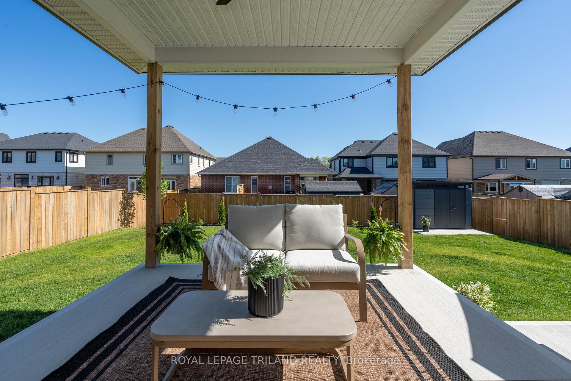 Photo 47 of 28 Hazelwood Passage, Thames Centre, Dorchester — HOMEH