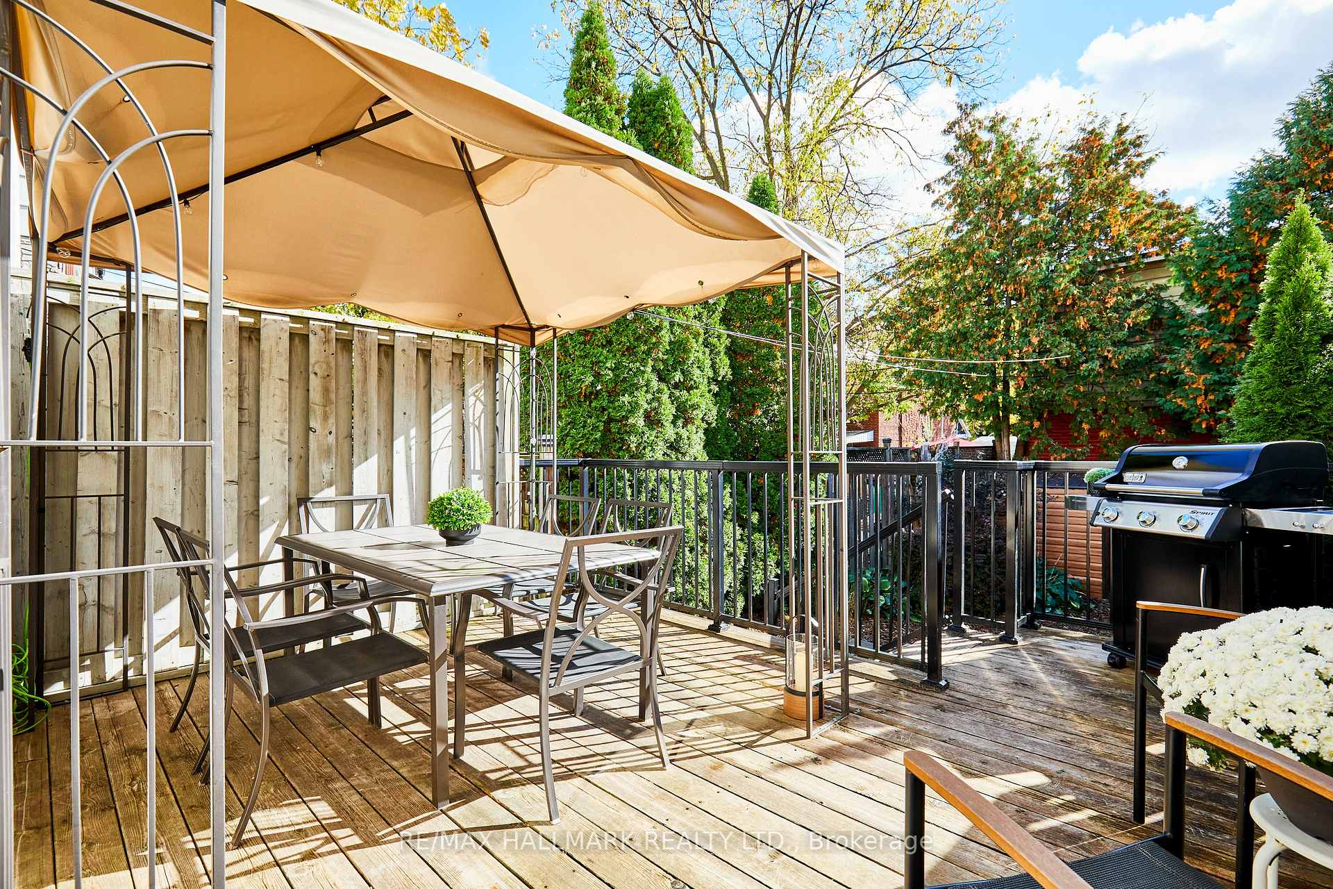 Photo 12 of 397 Sammon Avenue, Toronto, Danforth Village-East York — HOMEH