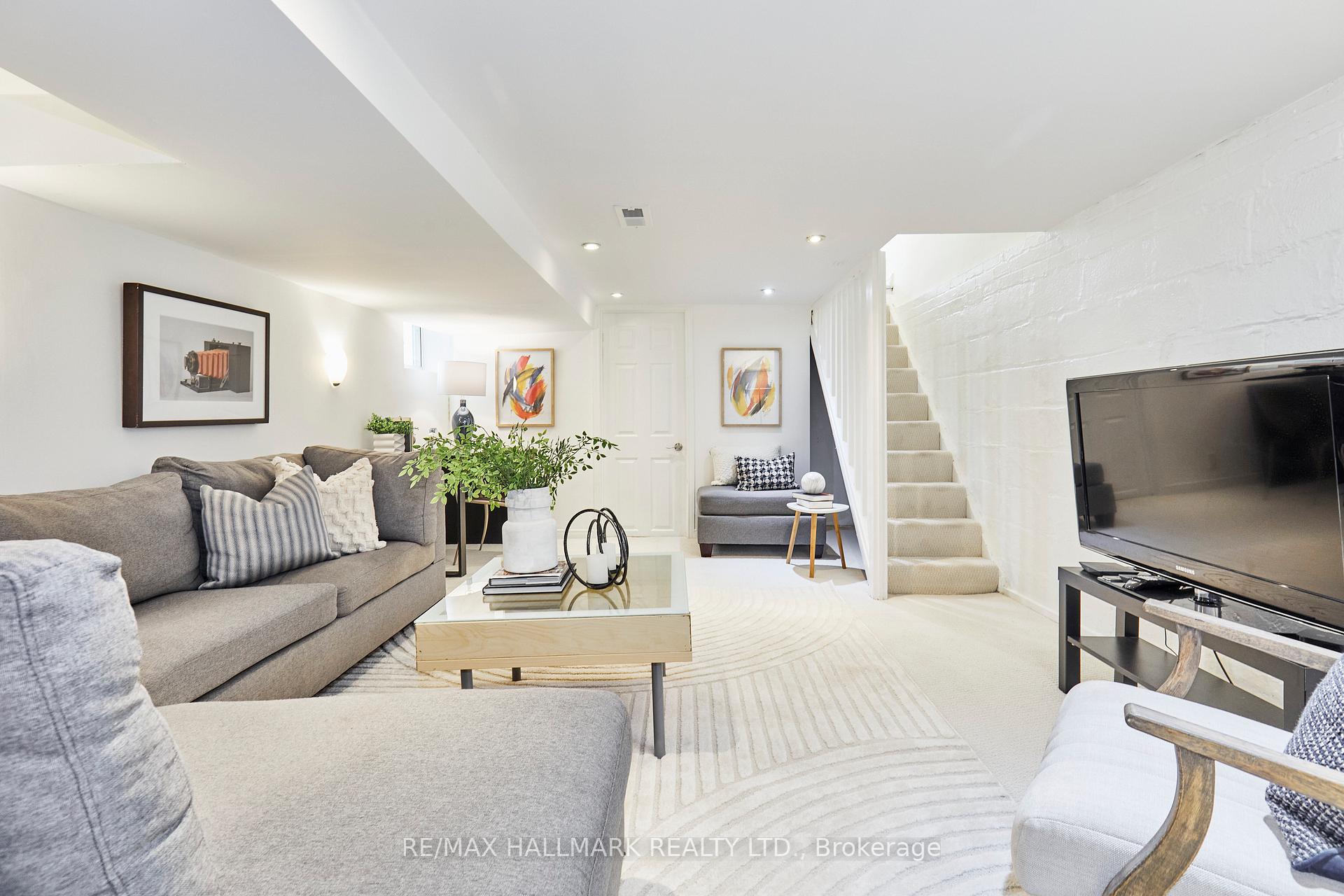 Photo 27 of 397 Sammon Avenue, Toronto, Danforth Village-East York — HOMEH