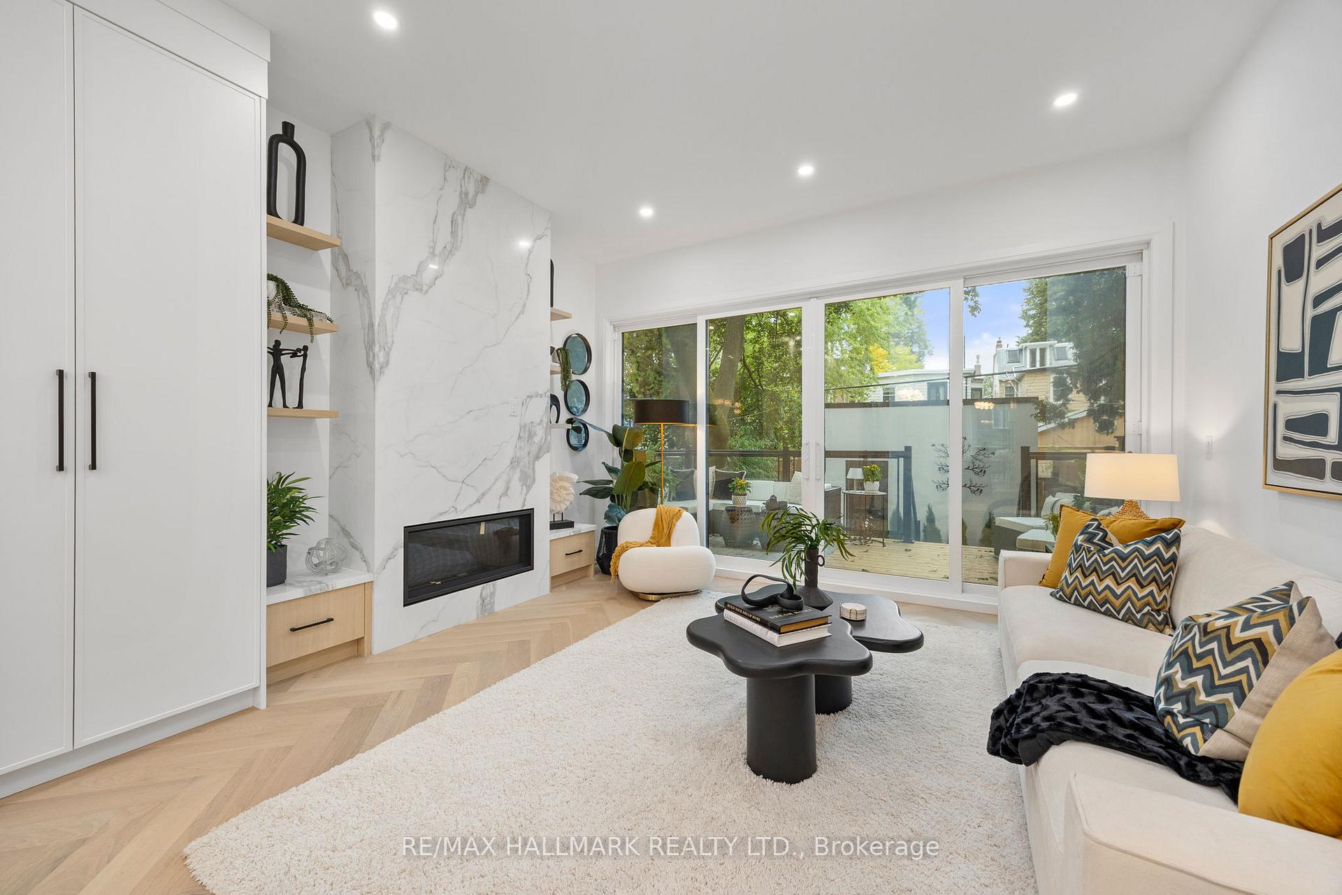 Photo 10 of 98 Hogarth Avenue, Toronto, North Riverdale — HOMEH