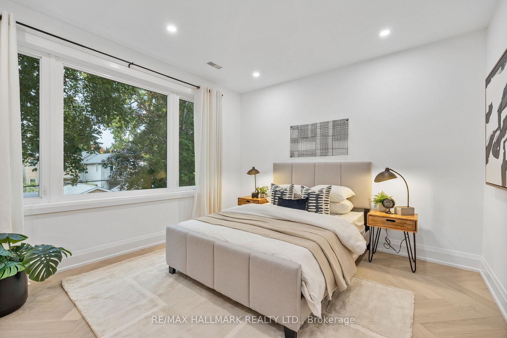 Photo 16 of 98 Hogarth Avenue, Toronto, North Riverdale — HOMEH