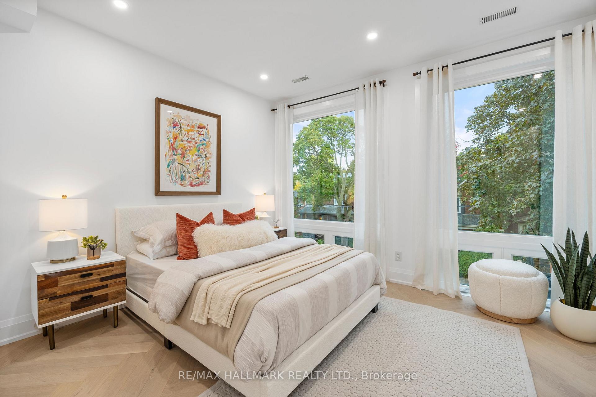 Photo 18 of 98 Hogarth Avenue, Toronto, North Riverdale — HOMEH