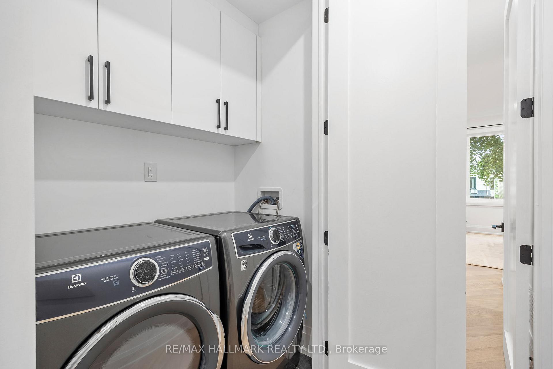 Photo 26 of 98 Hogarth Avenue, Toronto, North Riverdale — HOMEH