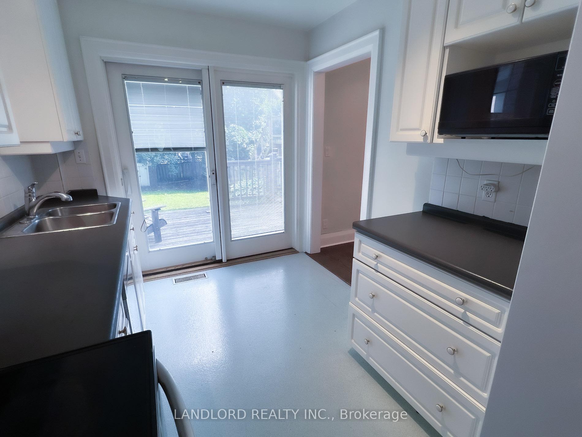 Photo 3 of 53 Snowdon Avenue, Toronto, Lawrence Park North — HOMEH