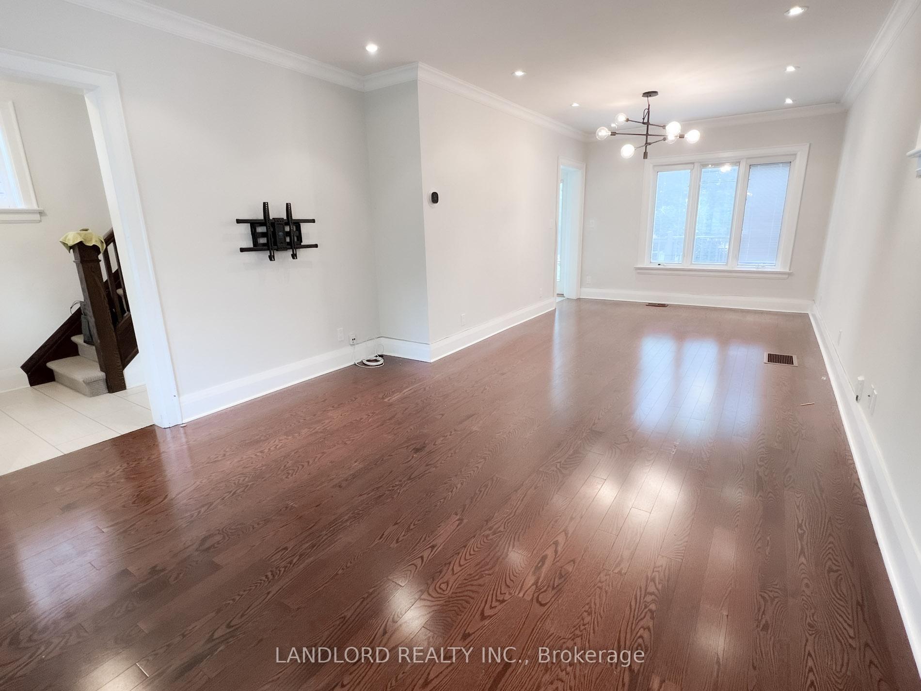 Photo 5 of 53 Snowdon Avenue, Toronto, Lawrence Park North — HOMEH