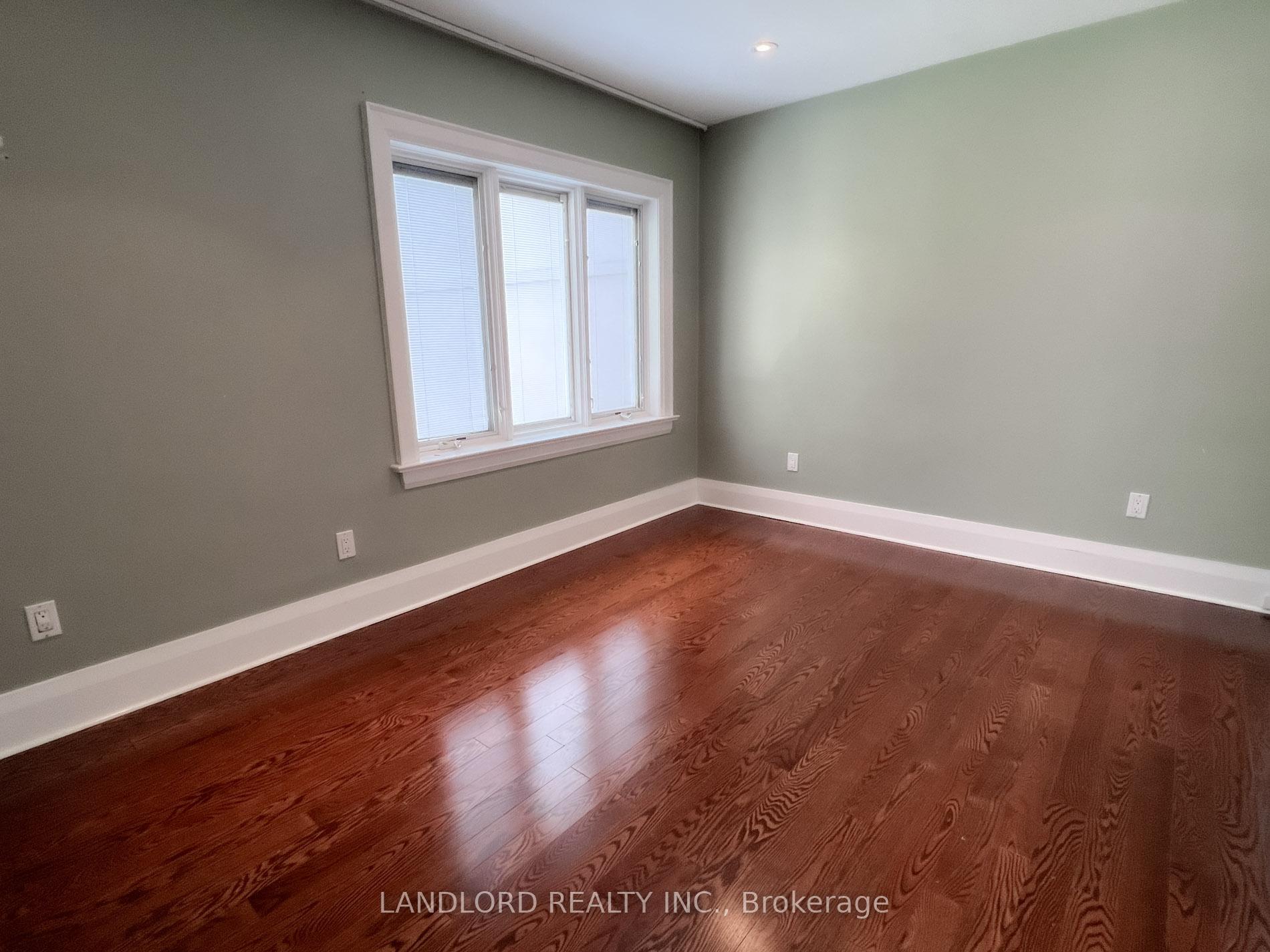 Photo 16 of 53 Snowdon Avenue, Toronto, Lawrence Park North — HOMEH