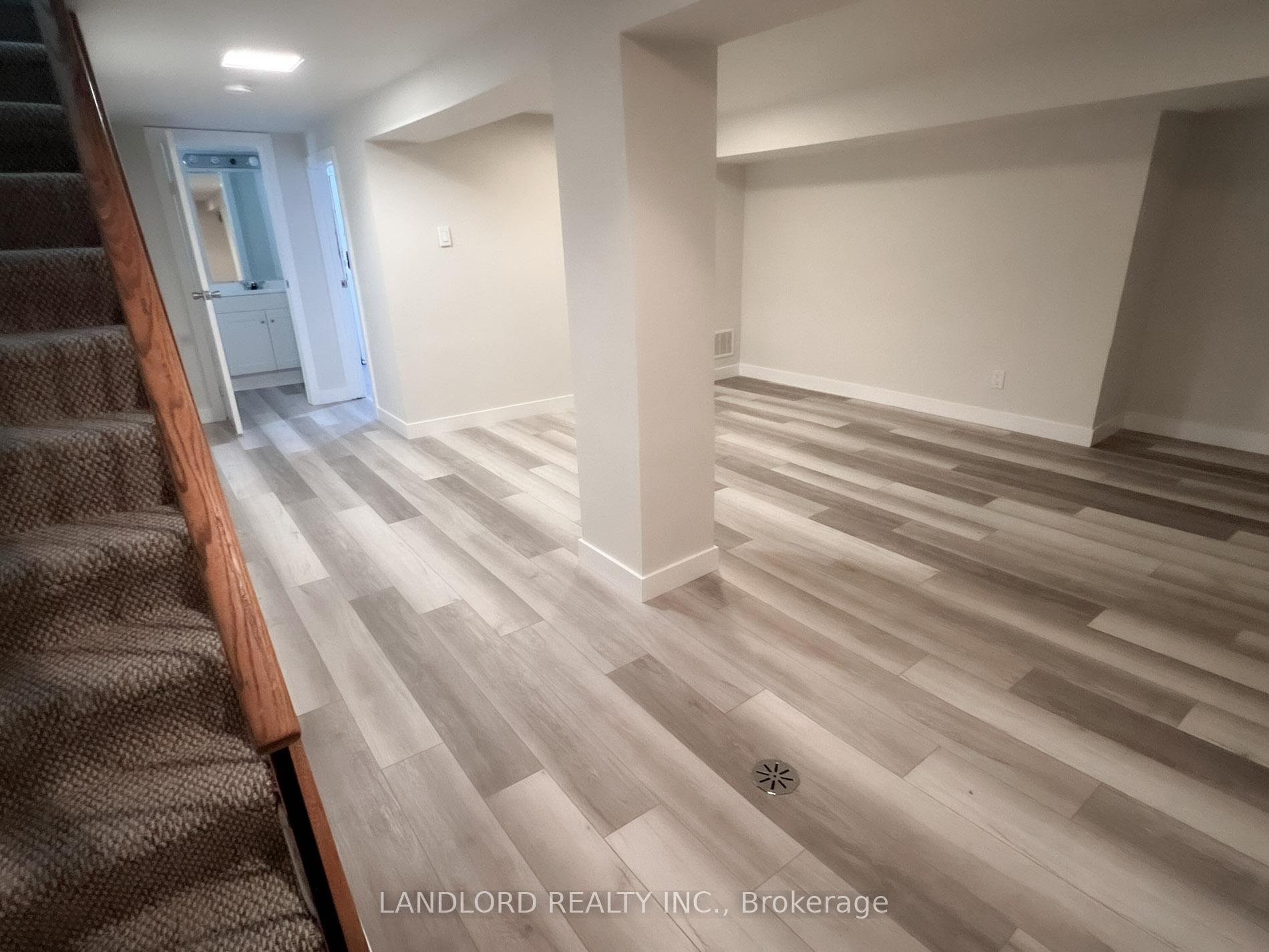 Photo 22 of 53 Snowdon Avenue, Toronto, Lawrence Park North — HOMEH