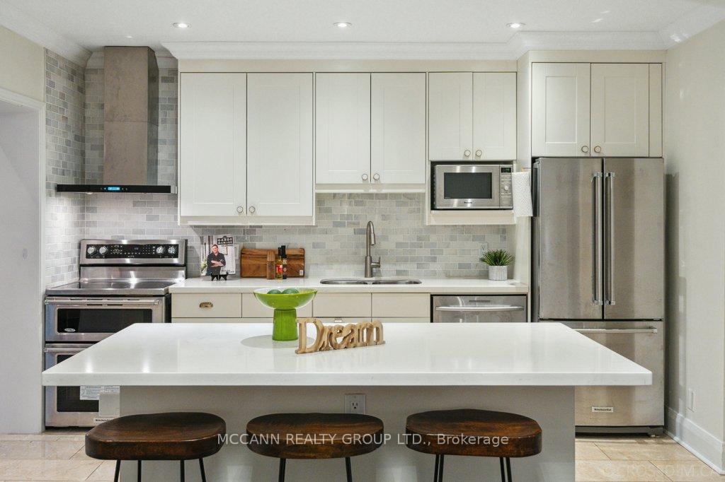Photo 17 of 92 Brookdale Avenue, Toronto, Lawrence Park North — HOMEH