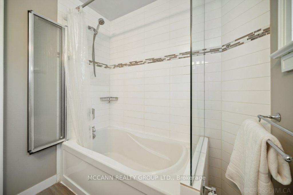Photo 25 of 92 Brookdale Avenue, Toronto, Lawrence Park North — HOMEH