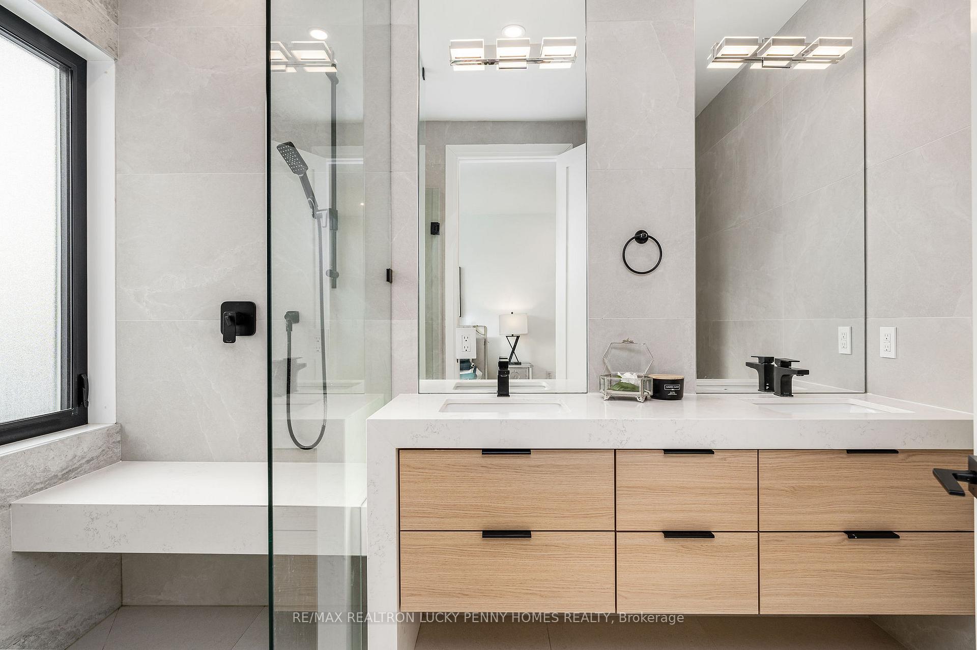 Photo 25 of 447 Soudan Avenue, Toronto, Mount Pleasant East — HOMEH