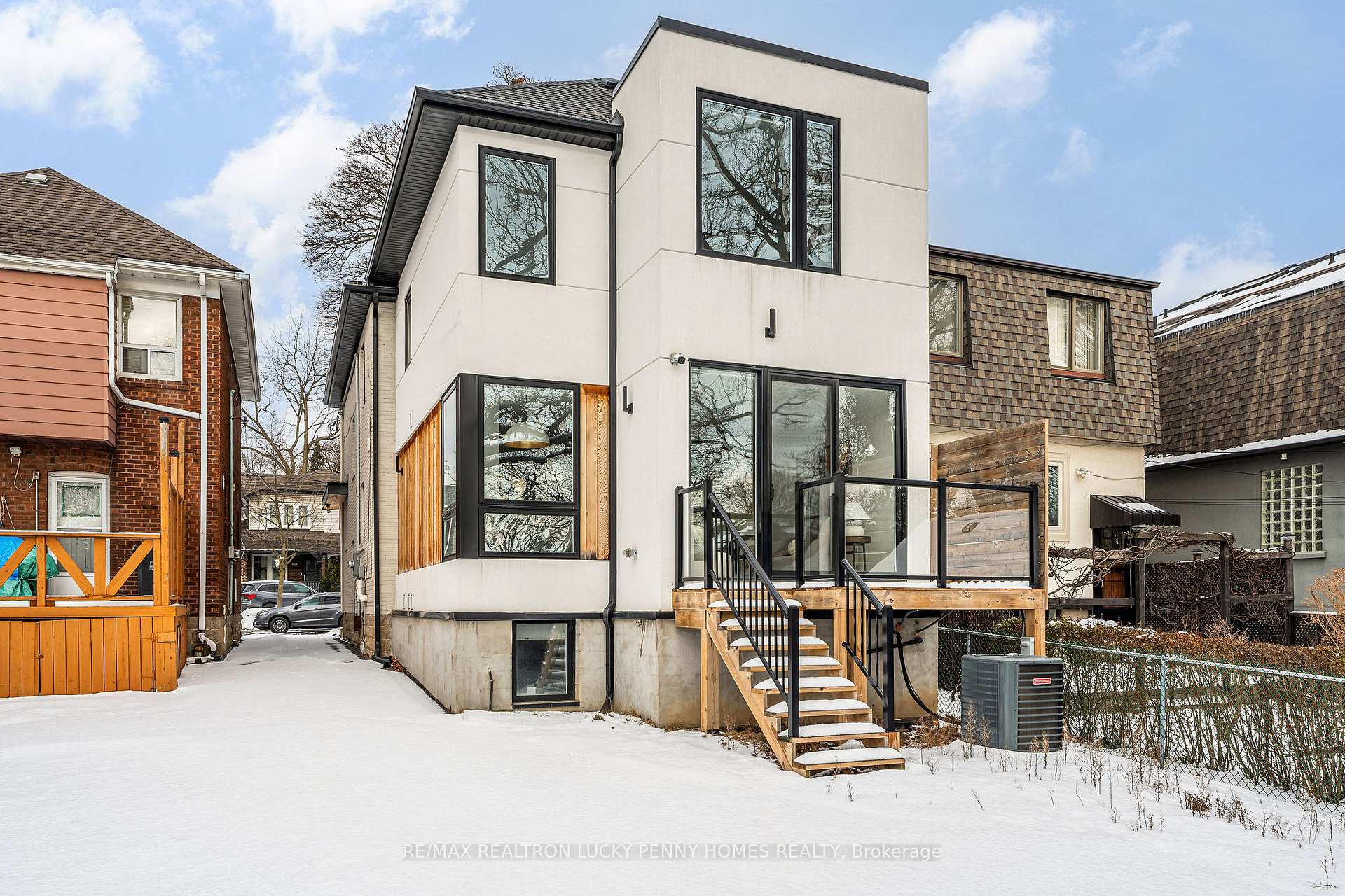 Photo 34 of 447 Soudan Avenue, Toronto, Mount Pleasant East — HOMEH