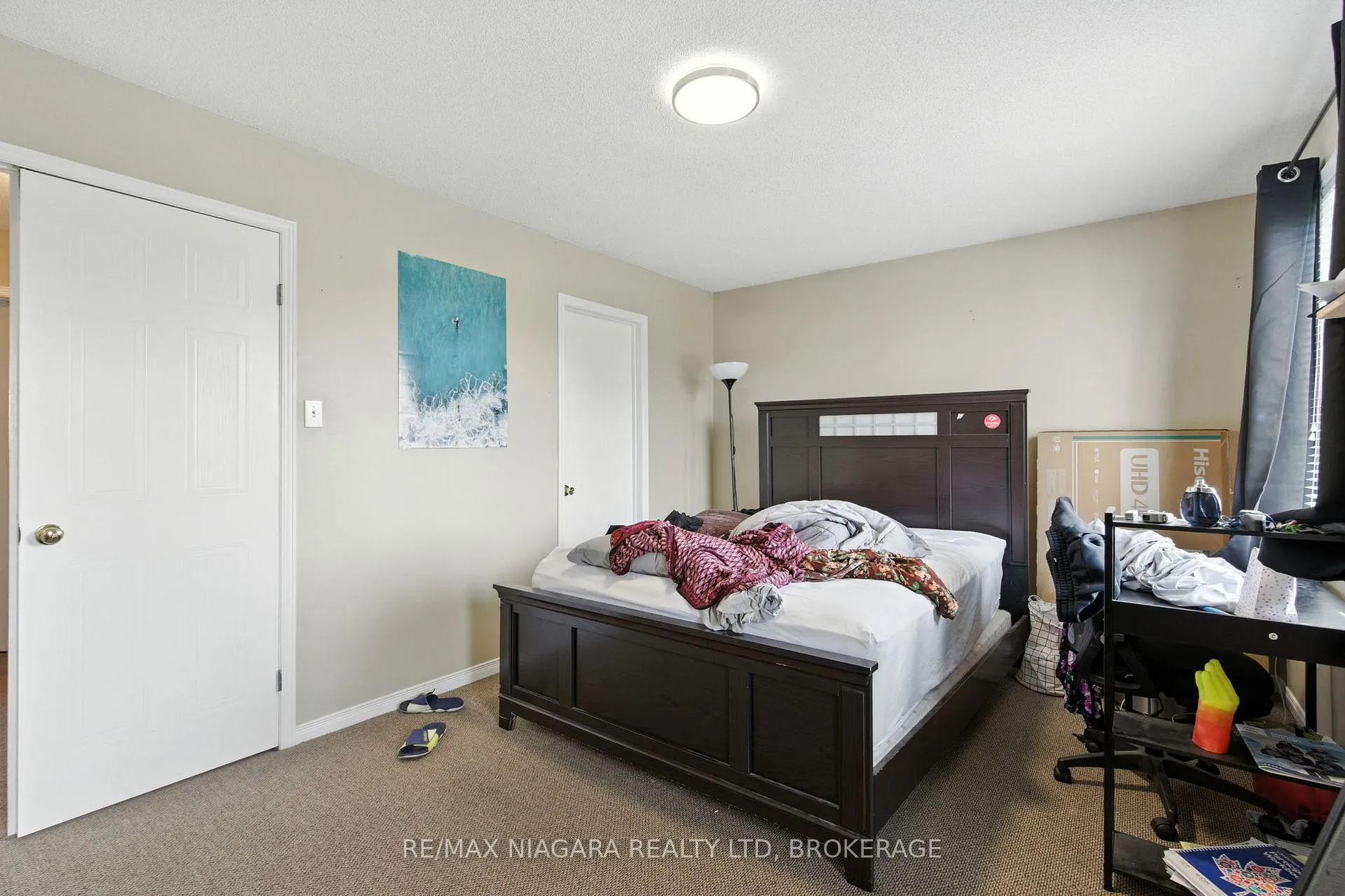 Photo 29 of 127 Devine Crescent, Thorold, Confederation Heights — HOMEH