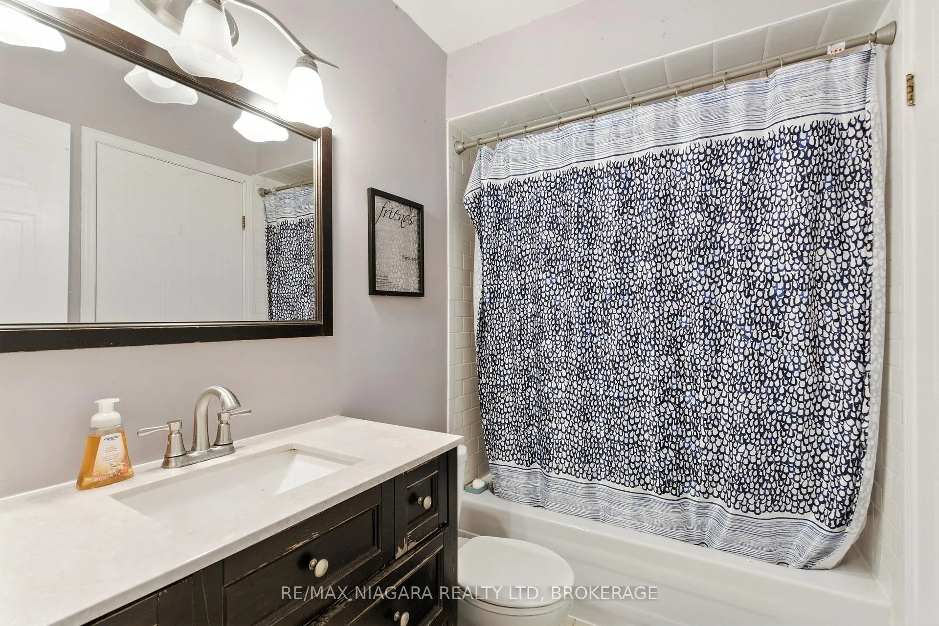 Photo 30 of 127 Devine Crescent, Thorold, Confederation Heights — HOMEH
