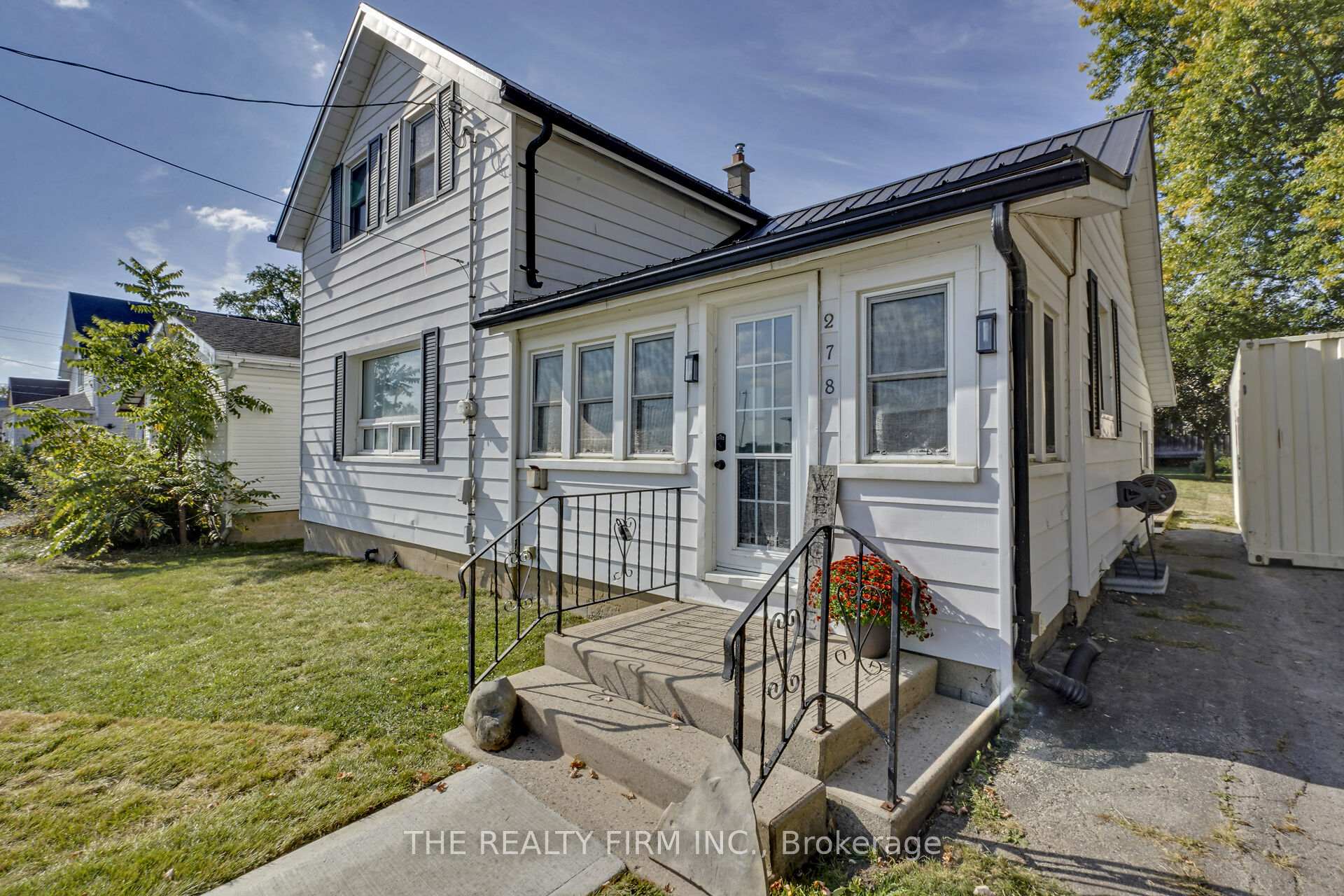 Photo 3 of 278 Upper Queen Avenue, Thames Centre, Thorndale — HOMEH