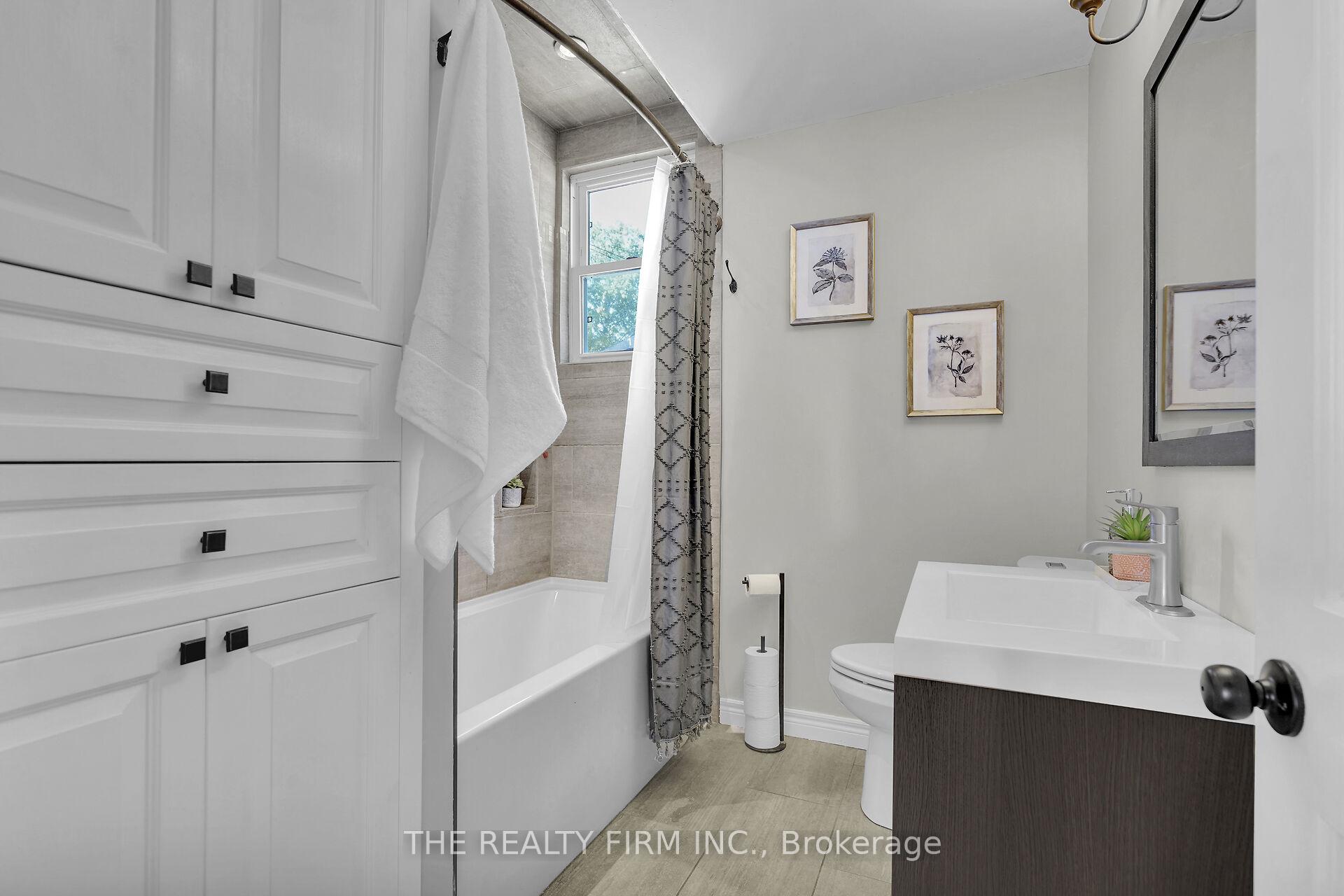 Photo 17 of 278 Upper Queen Avenue, Thames Centre, Thorndale — HOMEH