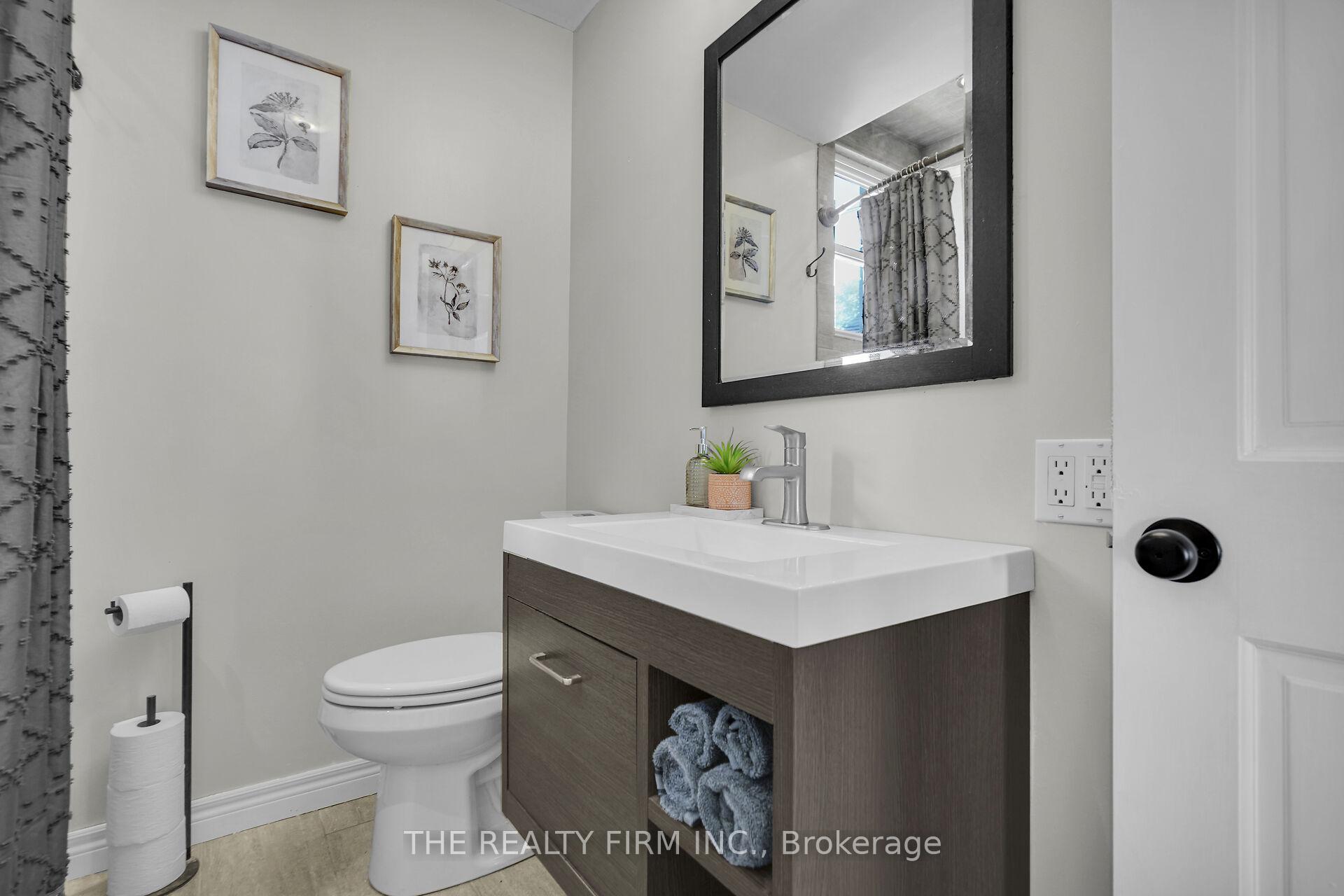 Photo 18 of 278 Upper Queen Avenue, Thames Centre, Thorndale — HOMEH
